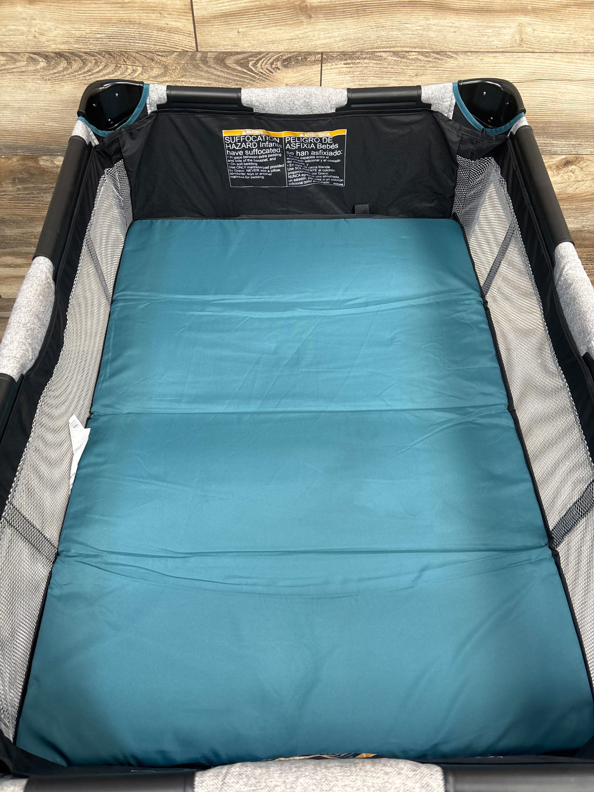 Graco Pack 'n Play Portable Playard in Darcie