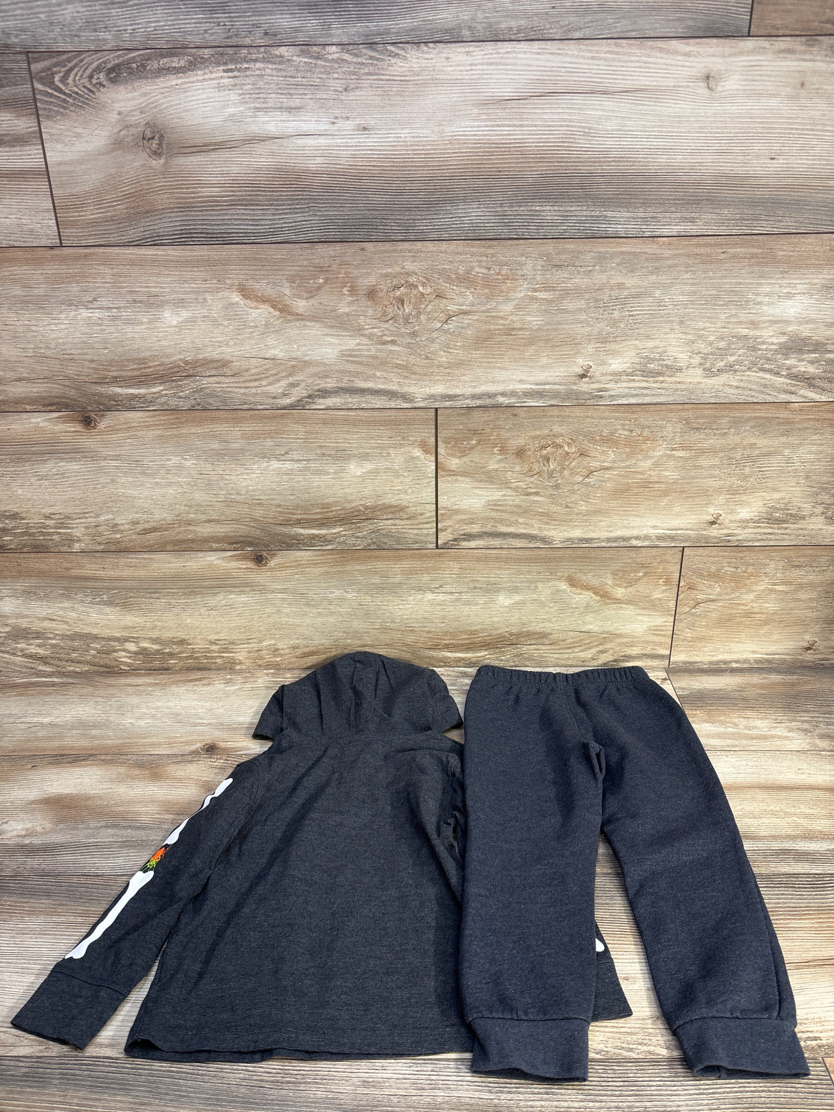 Cat & Jack 2pc Skeleton Sweatshirt & Jogger Set Grey sz 4T