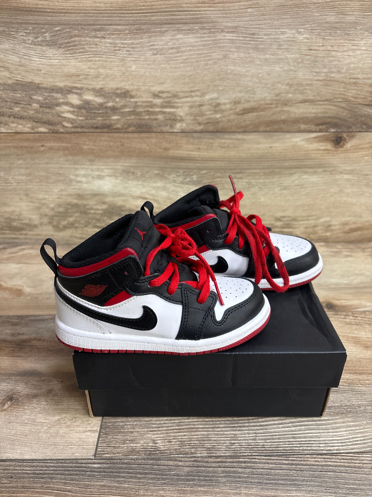 Air Jordan 1 Mid TD 'Gym Red Black Toe' Sneakers sz 9c
