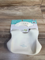 NEW Disney Baby Winnie The Pooh Silicone Bib 3m+