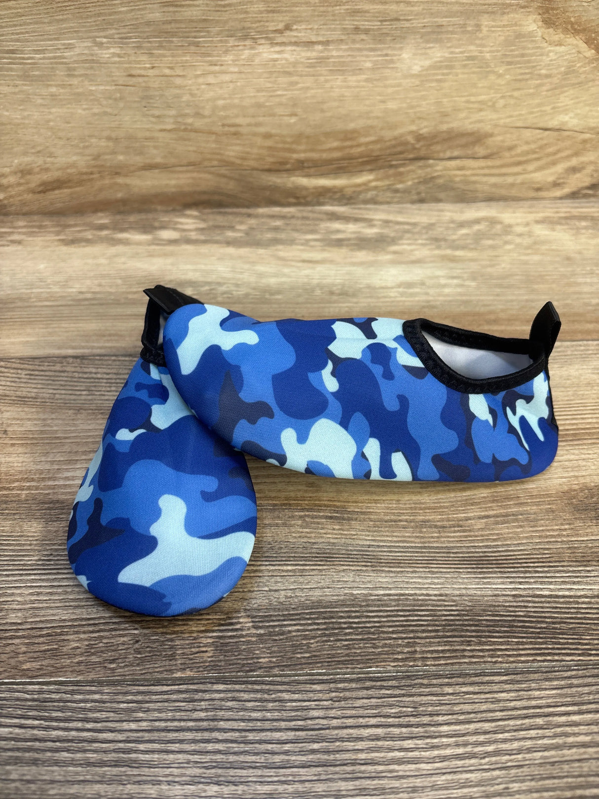 Neoprene Sock Water Shoes Blue Camo sz 11/12c