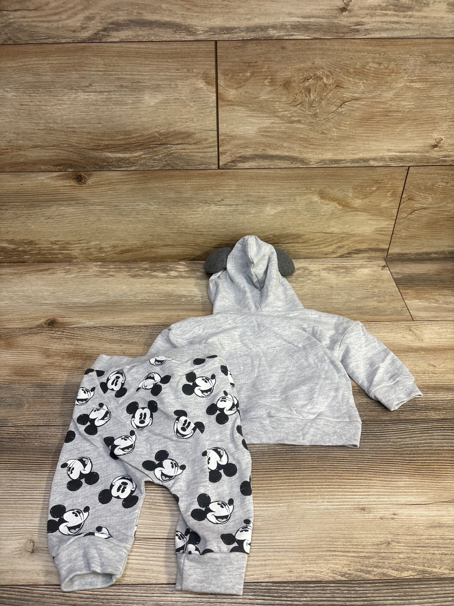 NEW Disney Baby 2pc Mickey Mouse Sweatshirt & Pants Grey sz 3-6m