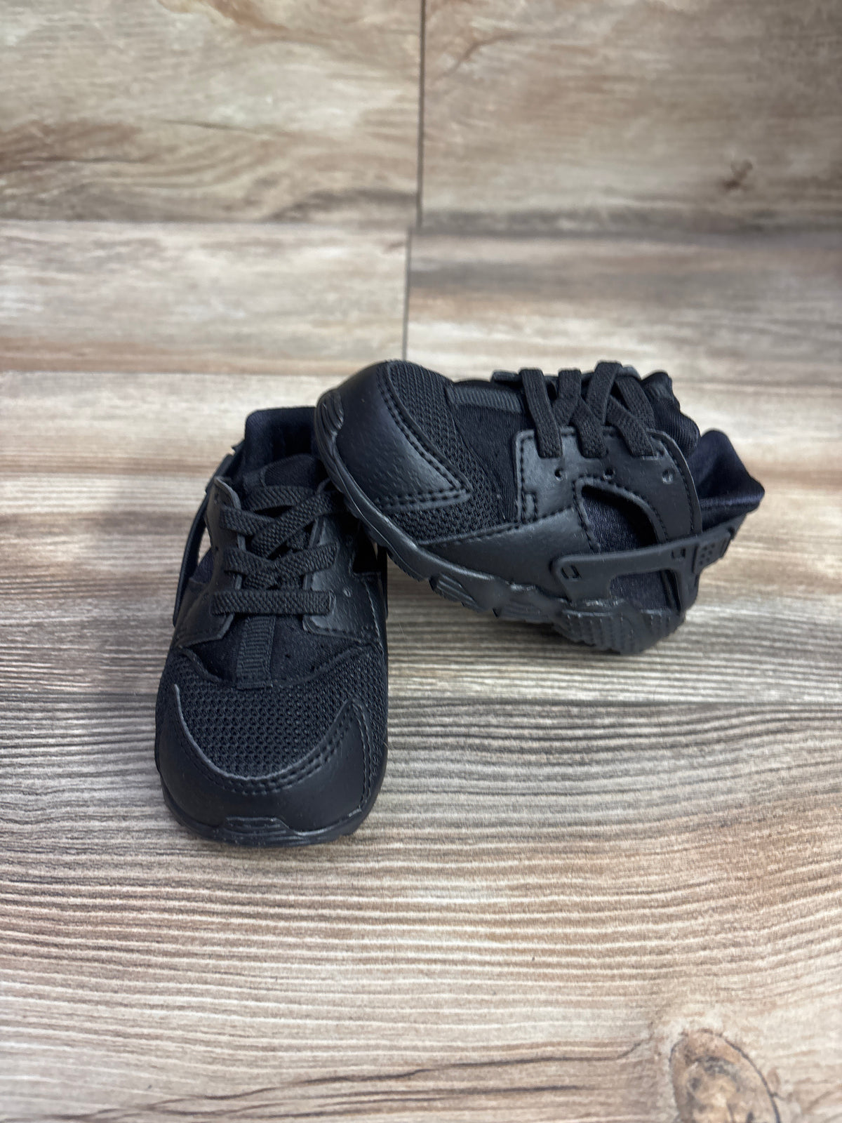 Nike Huarache Run TD 'Triple Black' Sneaker sz 4c