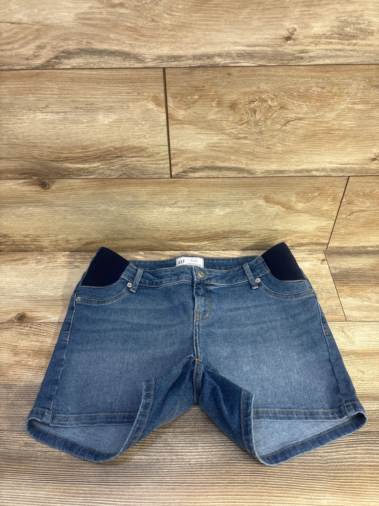 NEW Gap Maternity 4" Inset Panel Denim Shorts Medium Wash Blue sz 31/12 Large