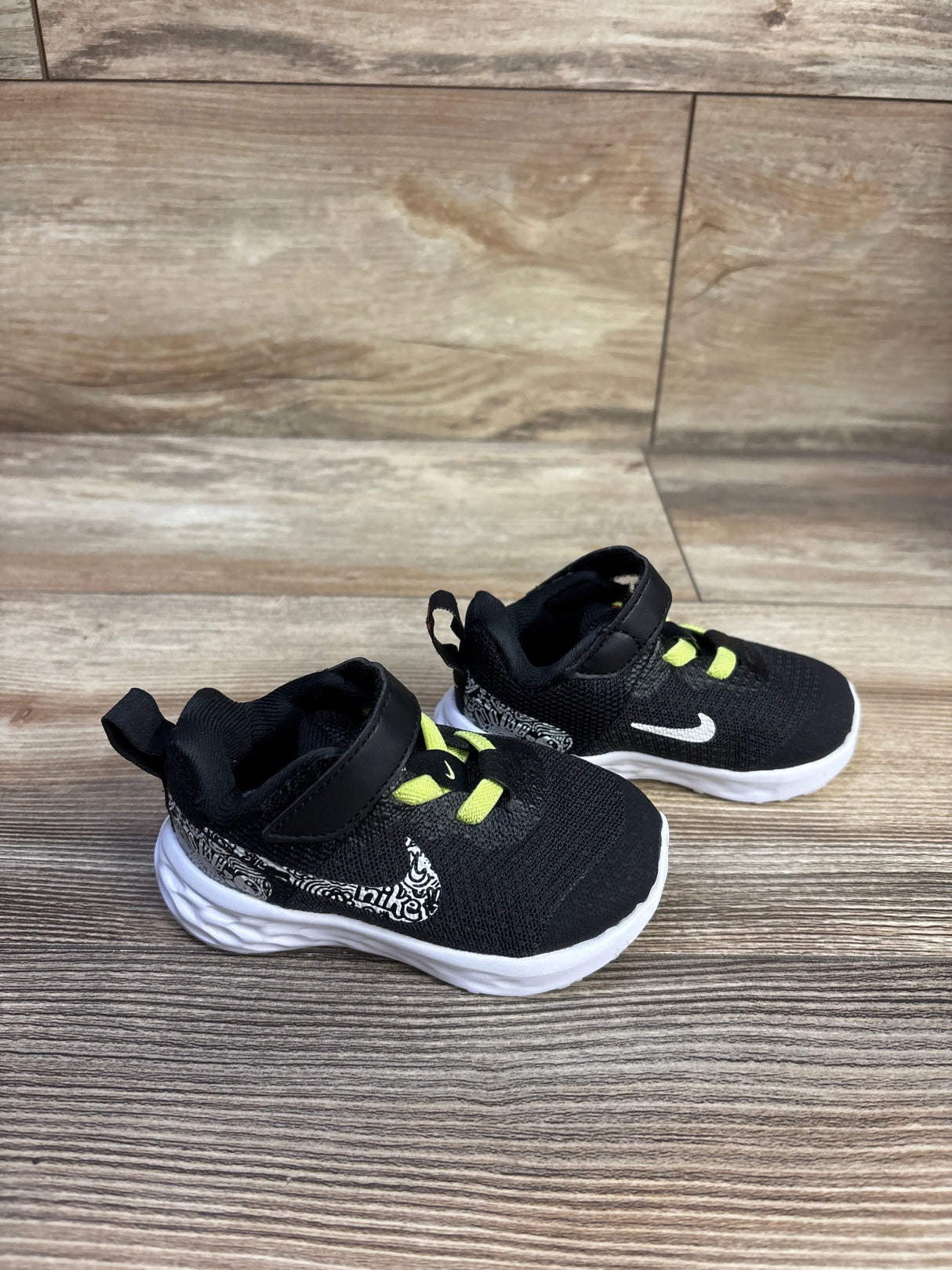 Nike Revolution 6 Next Nature JP TD 'Doodles' Sneakers sz 4c