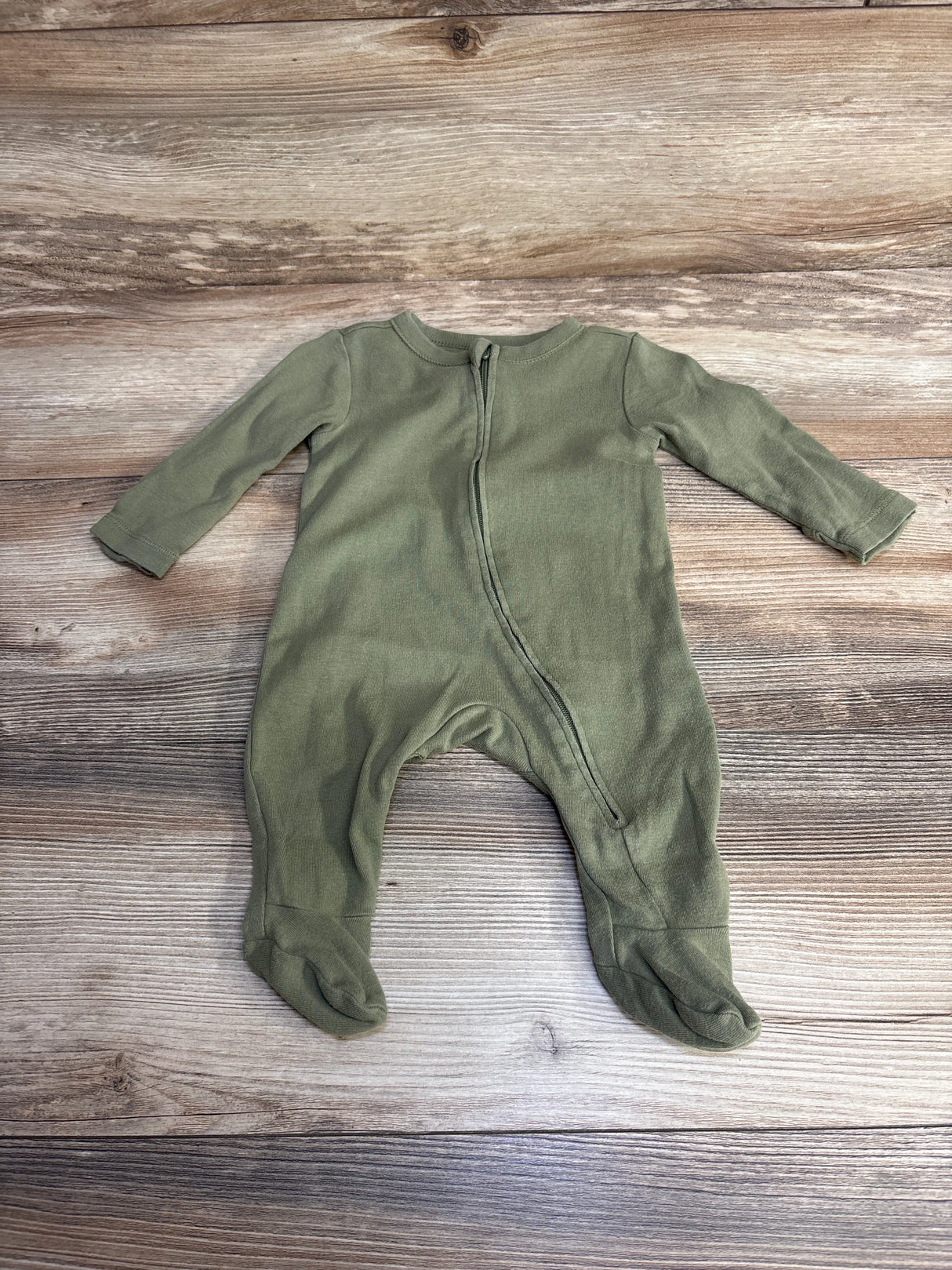 Old Navy Sleeper Green sz 0-3m