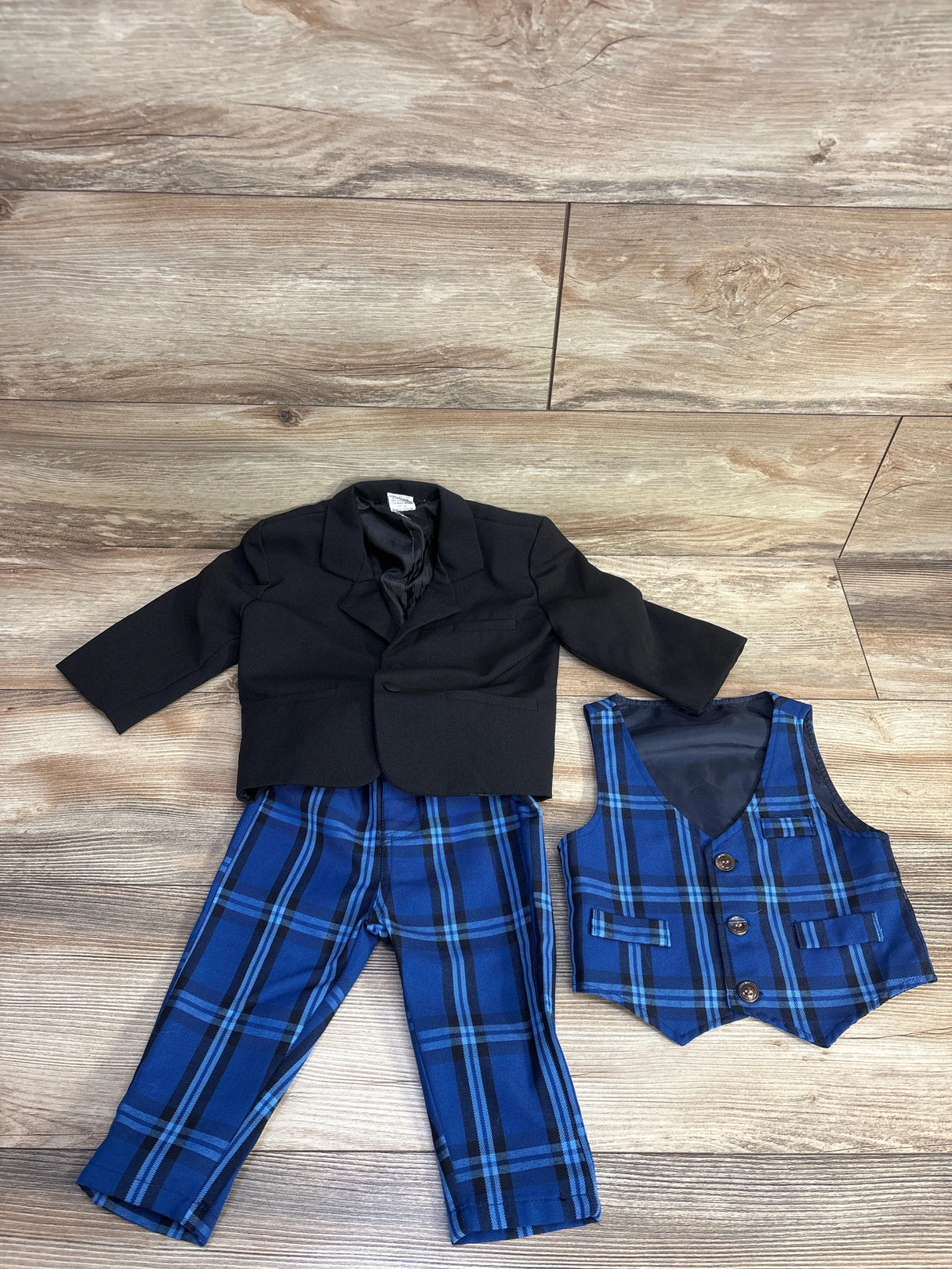 3pc Suit & Plaid Vest Set Black sz 9-12m
