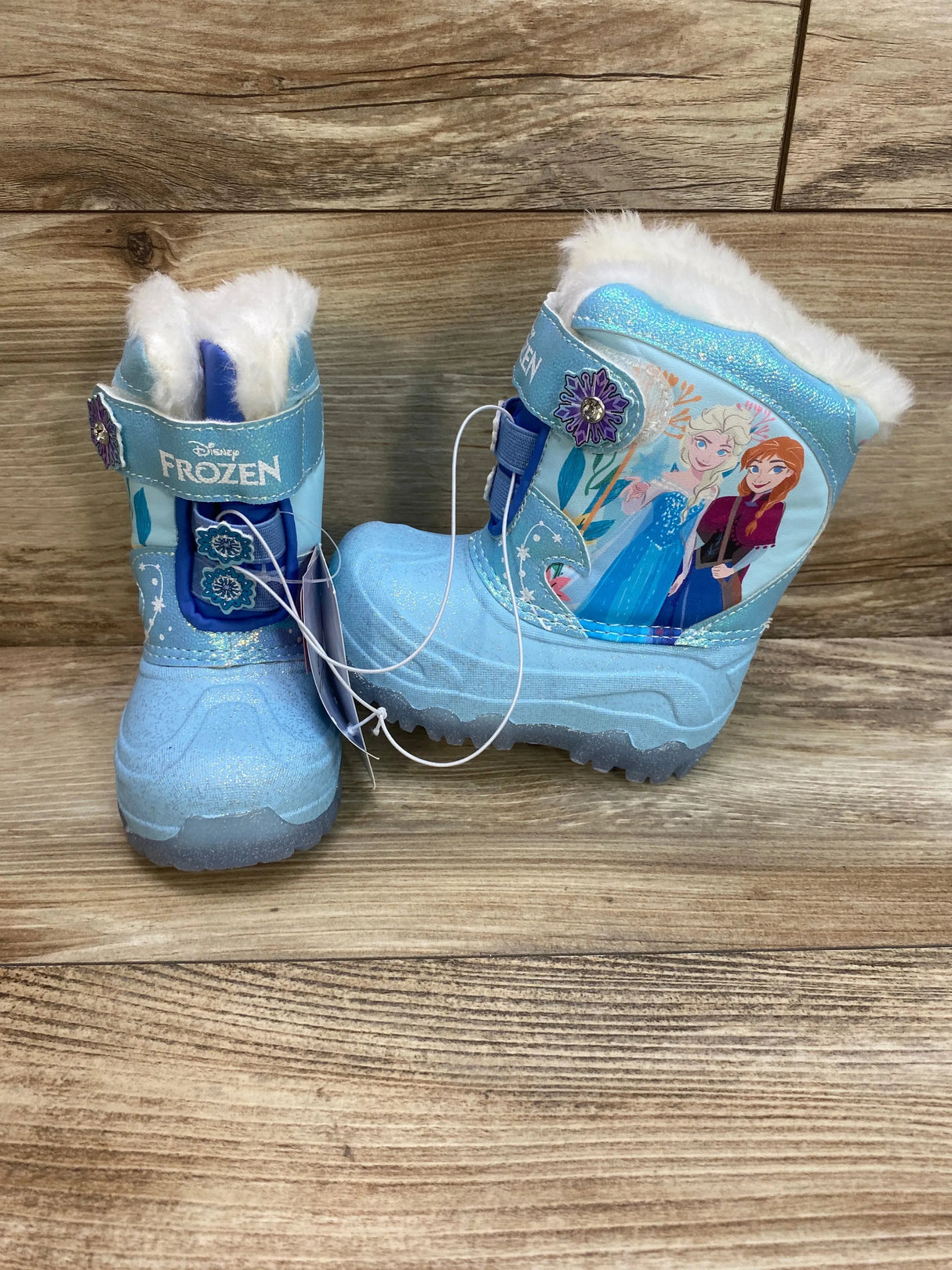 NEW Toddler Girls' Frozen Light-Up Winter Snow Boots sz 6c