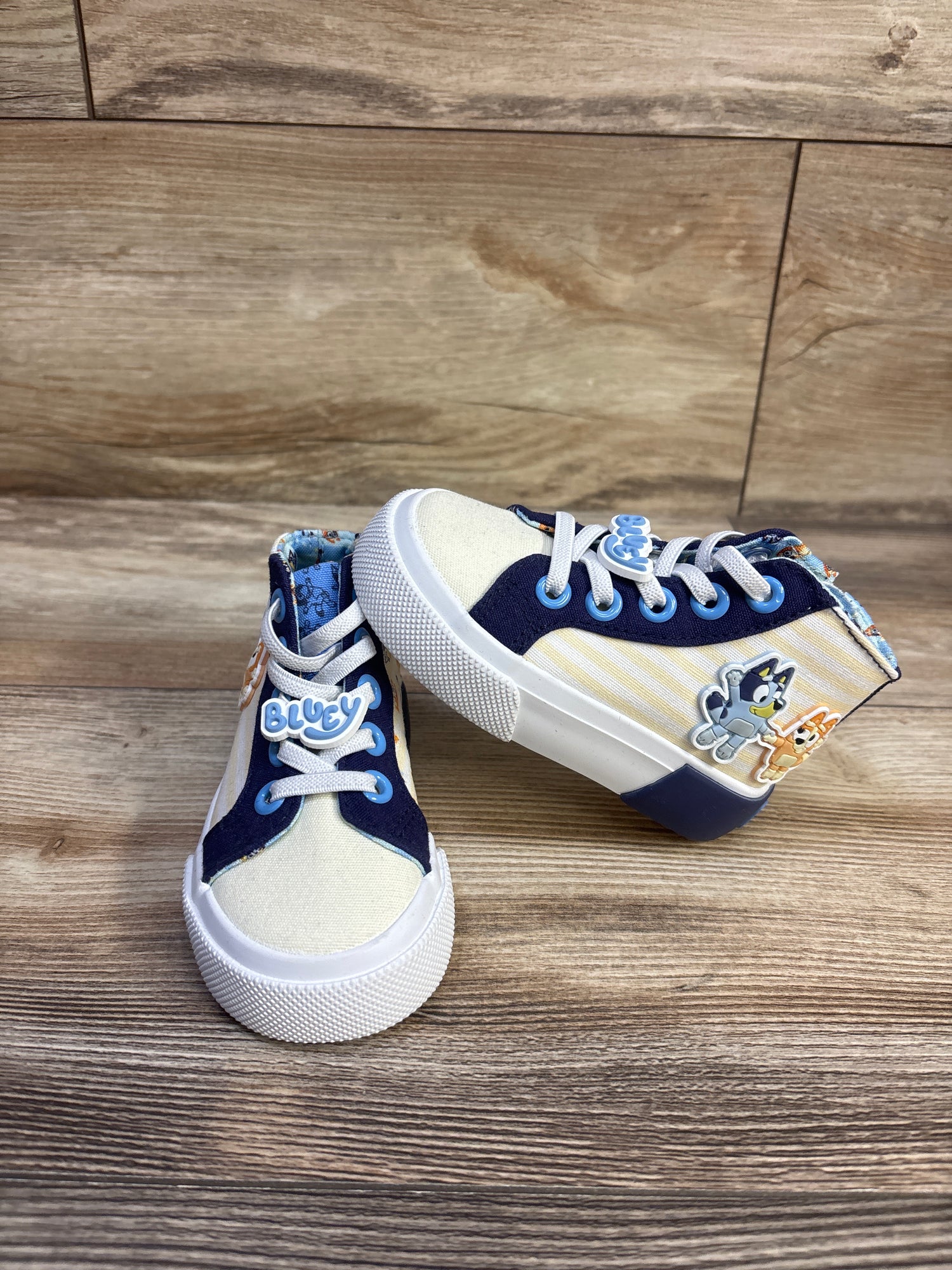 Ground Up Bluey High Top Sneakers Tan sz 5c