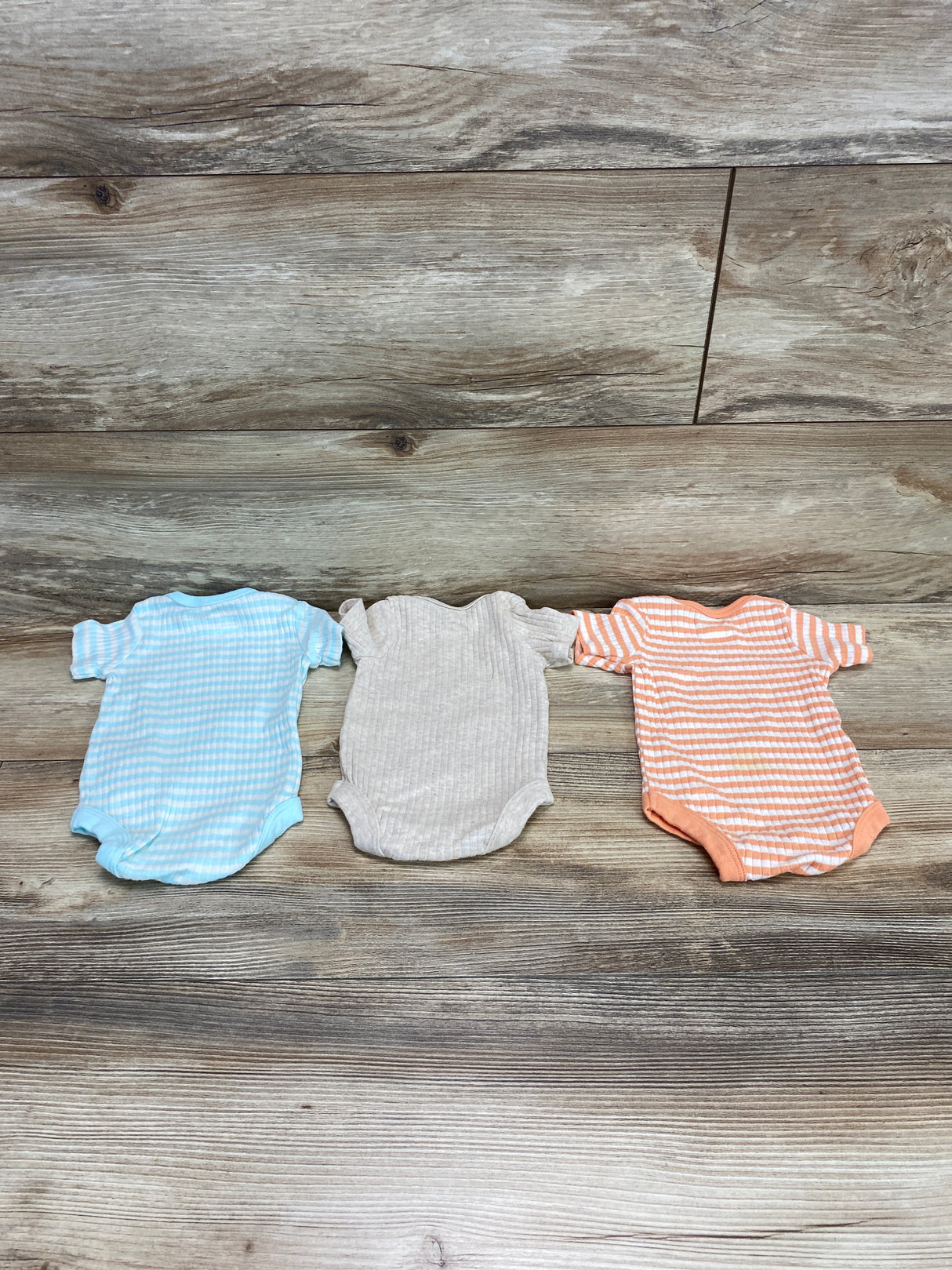 Member's Mark 3pk Bodysuits Oatmeal sz Newborn