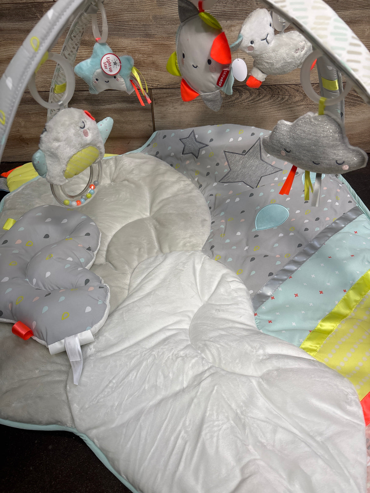 Skip Hop Silver Lining Cloud Activity Gym