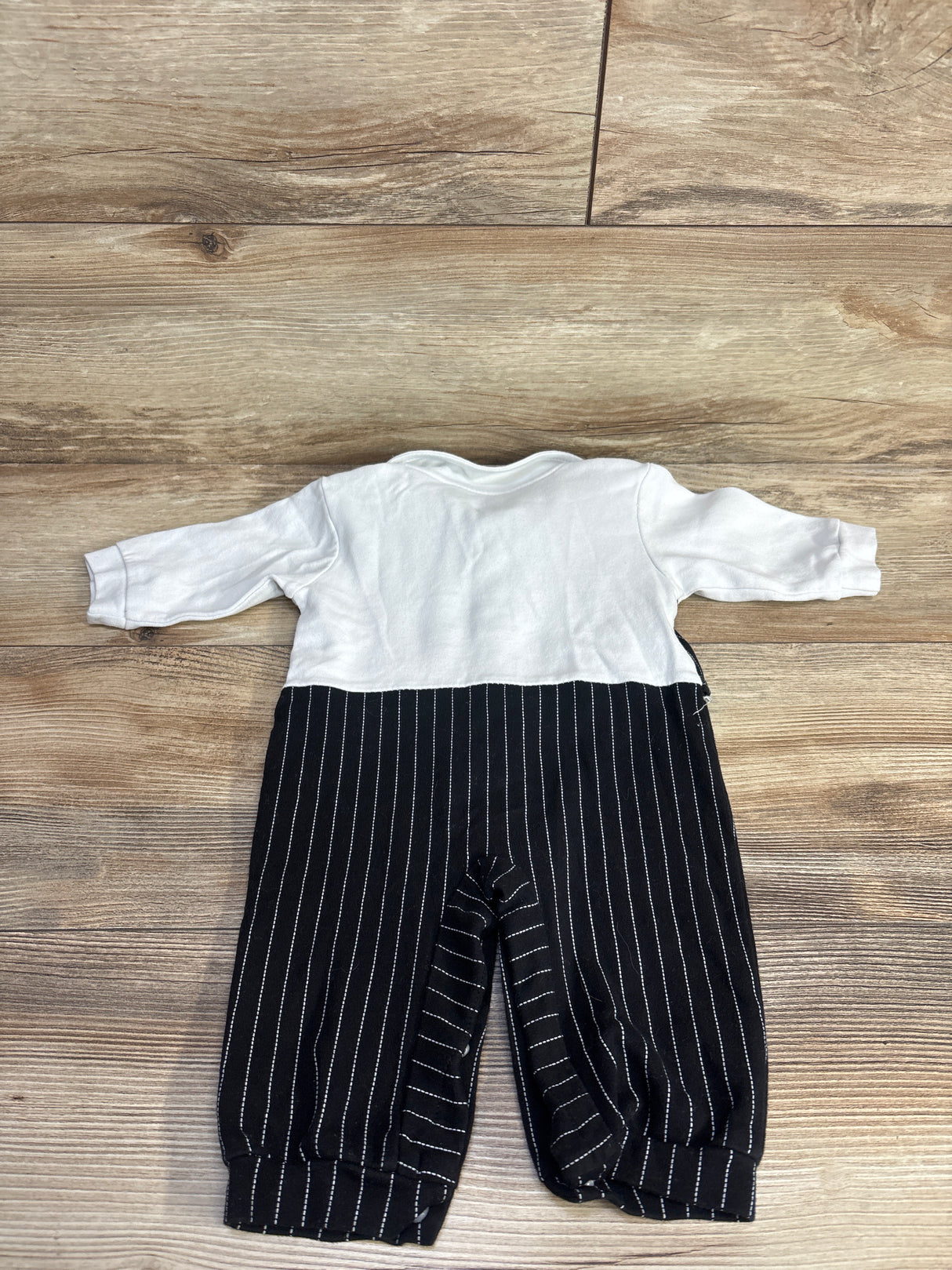 Tuxedo Romper Black sz 3m