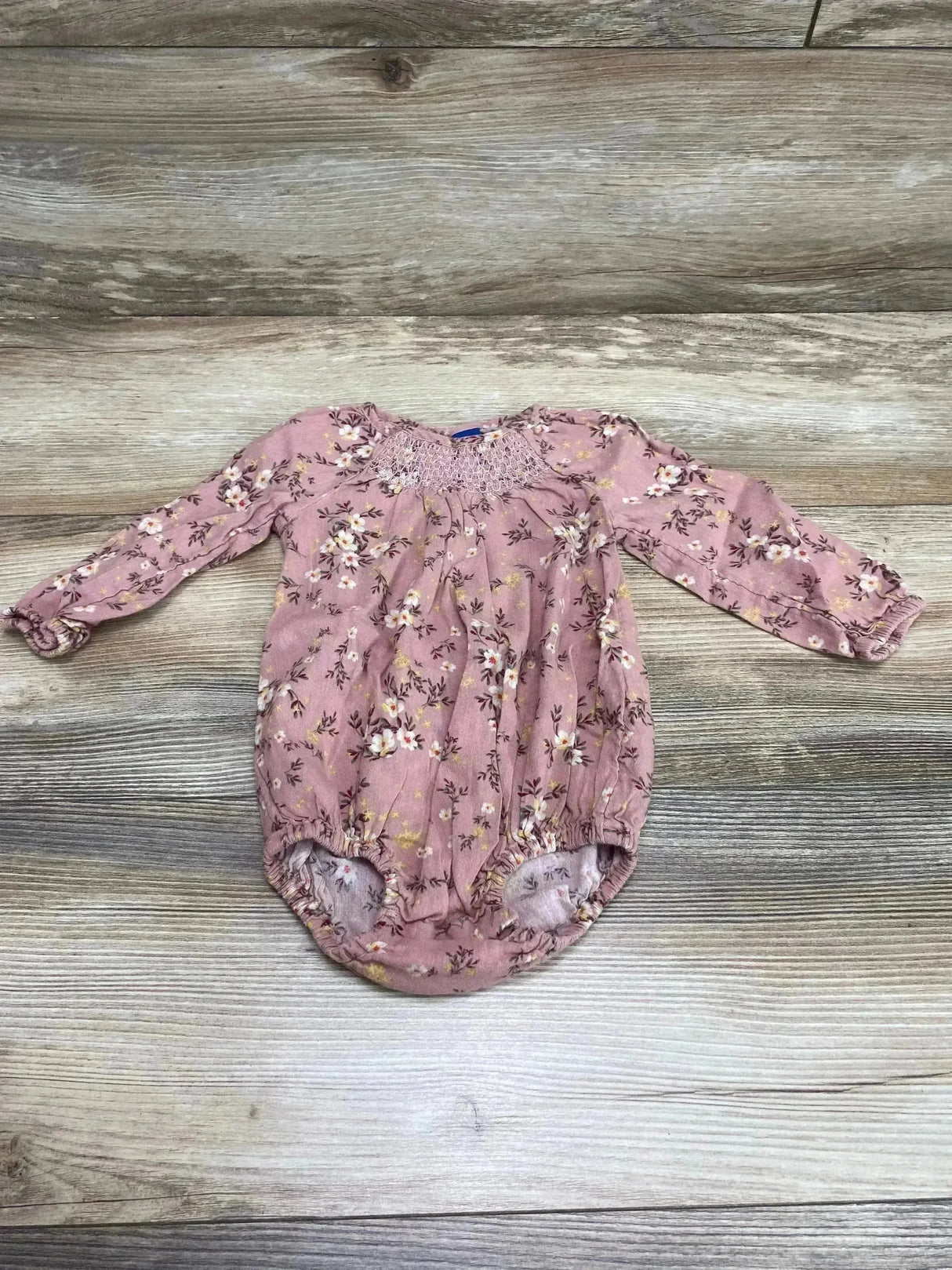 Old Navy Floral Smocked Romper Pink sz 6-12m - Me n Mommy To Be