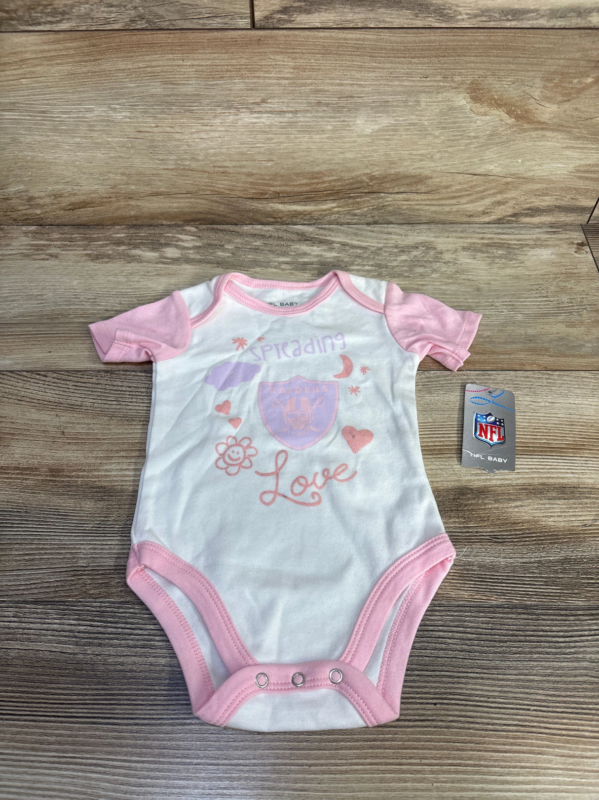 NEW NFL Baby Spreading Love Raiders Bodysuit White sz 0/3m