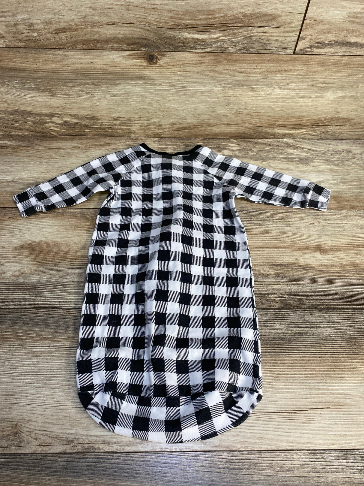 The Peanutshell Buffalo Plaid Sleep Sack White sz 0-3m