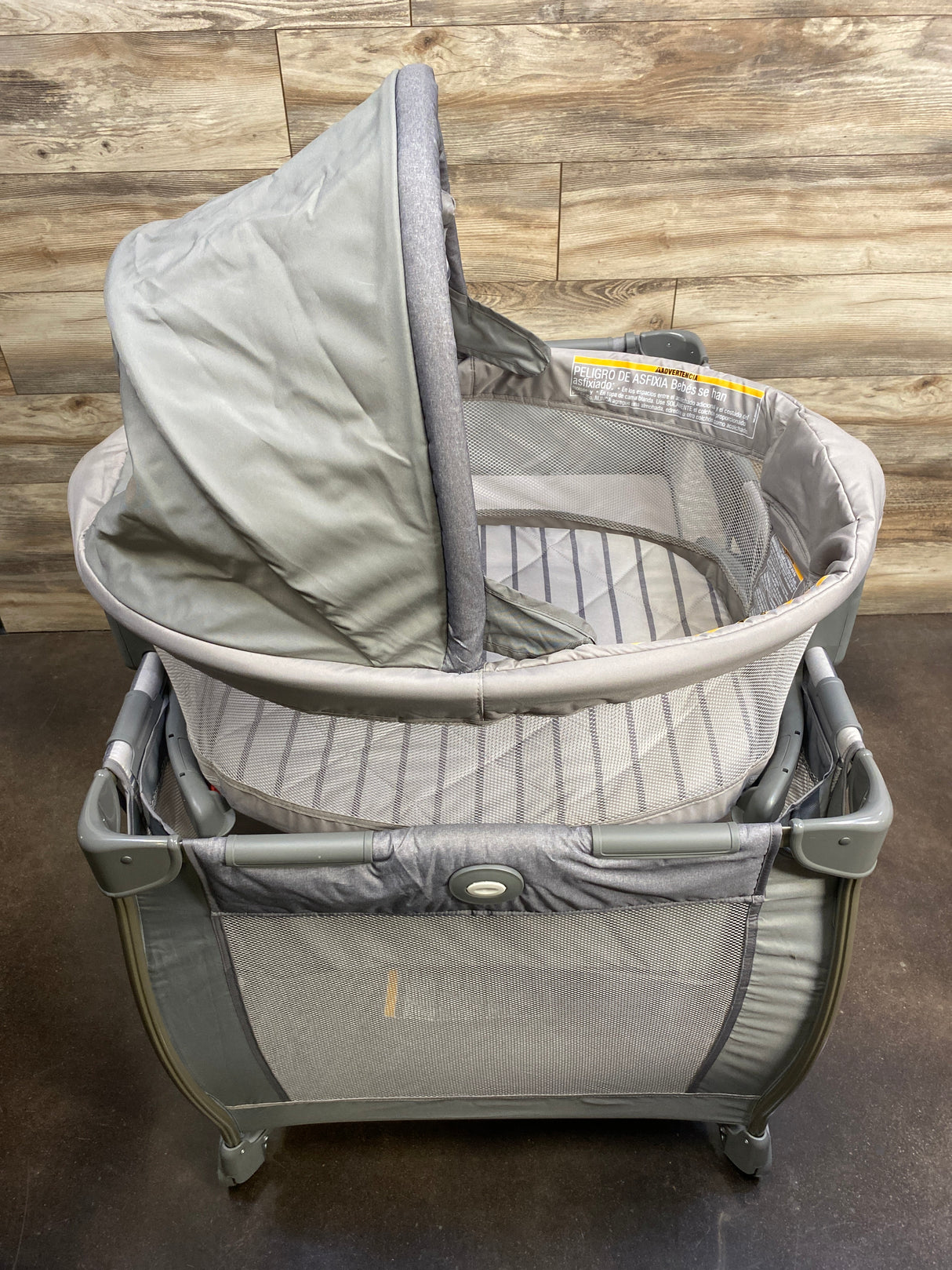 Graco Pack n Play Dome LX Playard in Maison