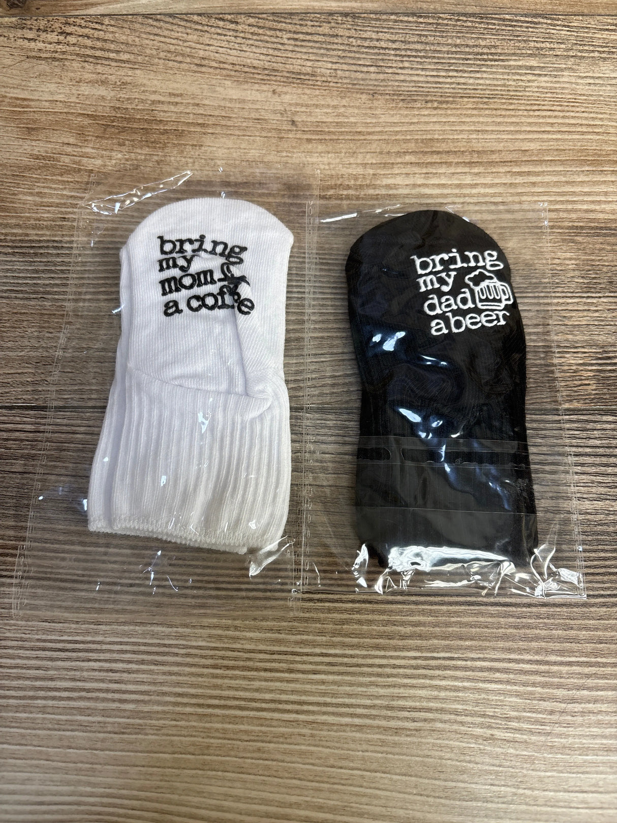 NEW 2pk Bring My Dad A Beer/Bring My Mom A Coffee Socks sz 0-12m - Me n Mommy To Be