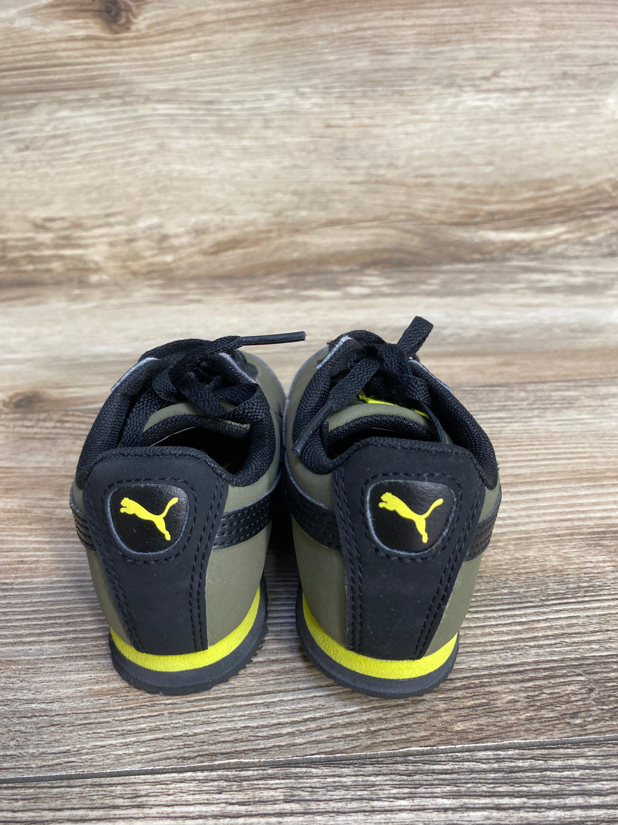 Puma Roma SL Jr 'Olive' Sneakers Green sz 7c