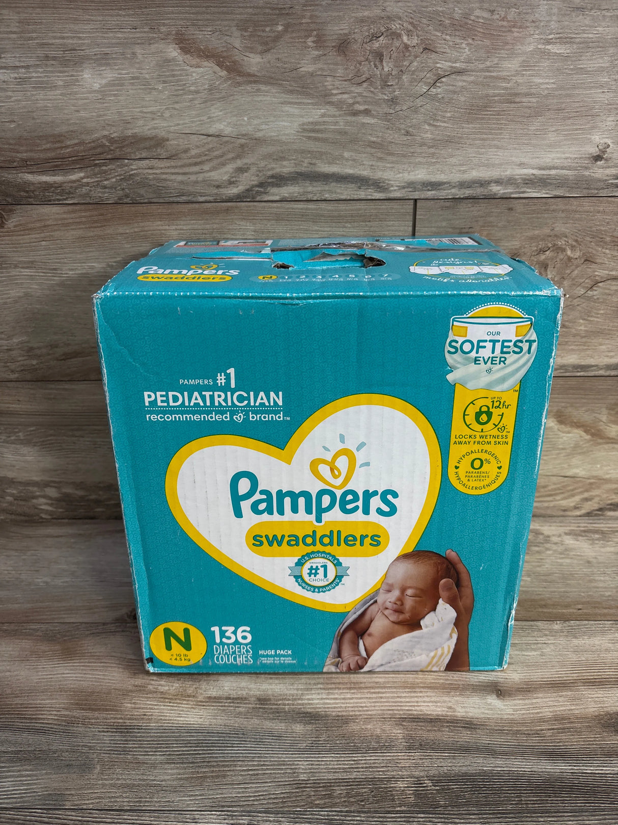 NEW Box of Pampers Swaddlers Baby Diapers Size Newborn, 136 Count