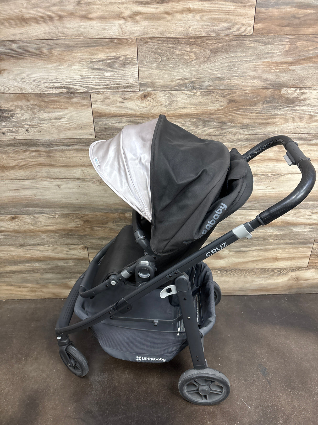 UPPAbaby Cruz Stroller in Jordan