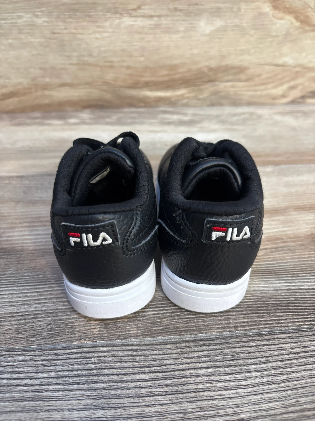 Fila Low Top Sneakers, Black sz 8c