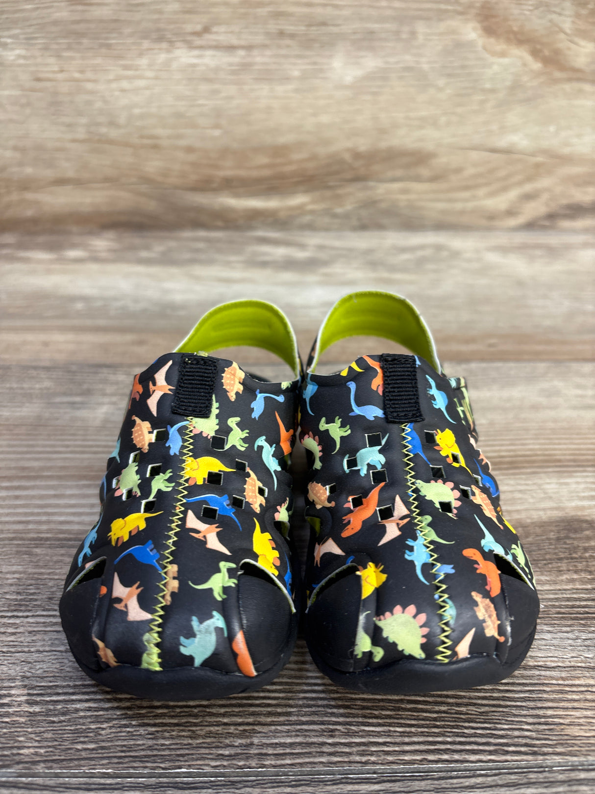 Wonder Nation Dinosaur Bump Toe Sandals Black sz 5c