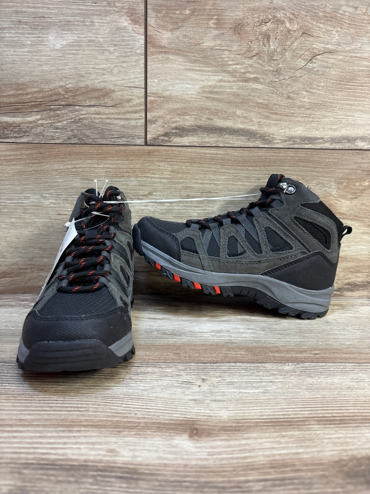 NEW Cat & Jack Patsy Hiking Boots Black sz 2Y