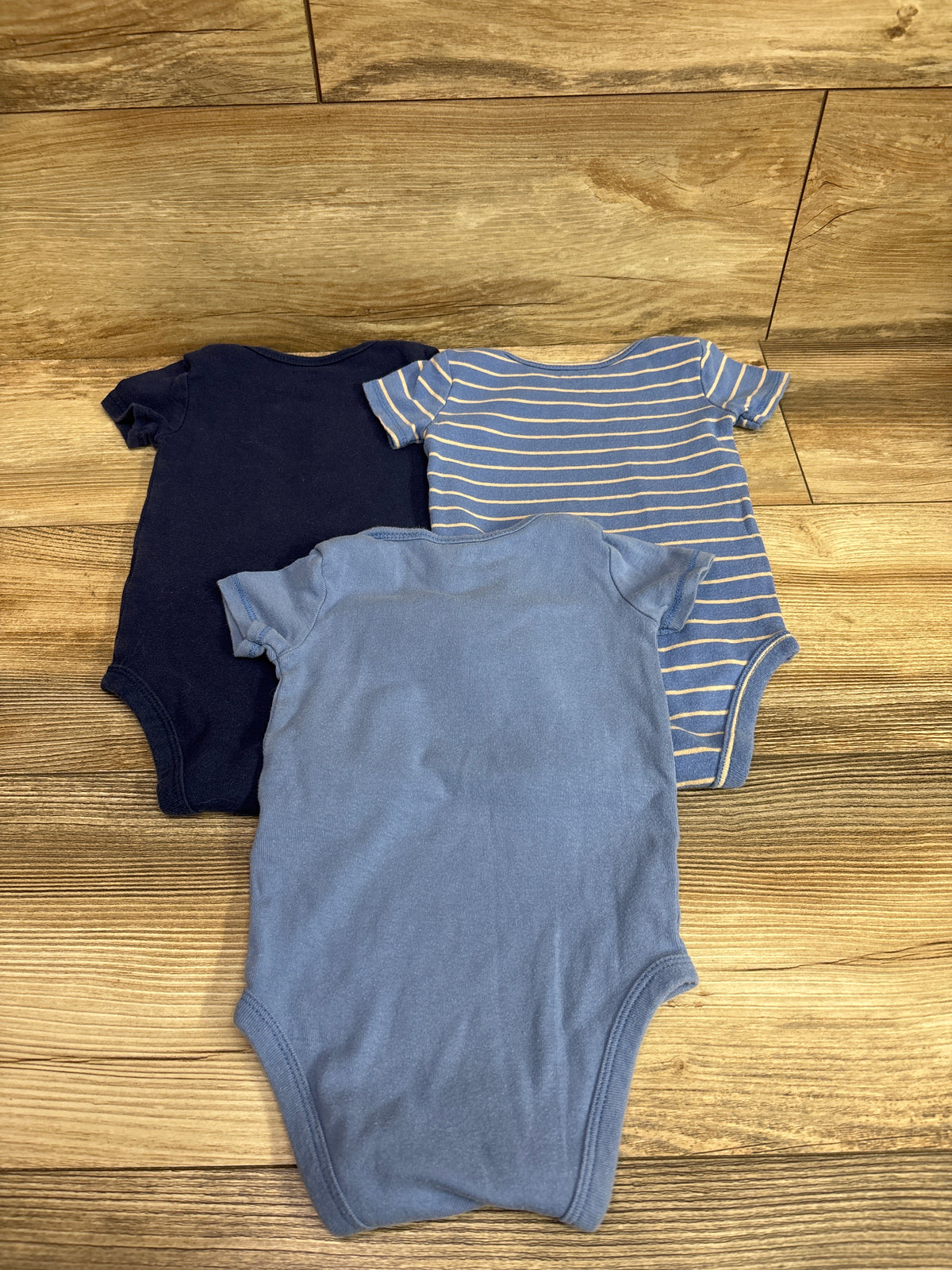 Carter's 3pk Bodysuits Blue sz 9m