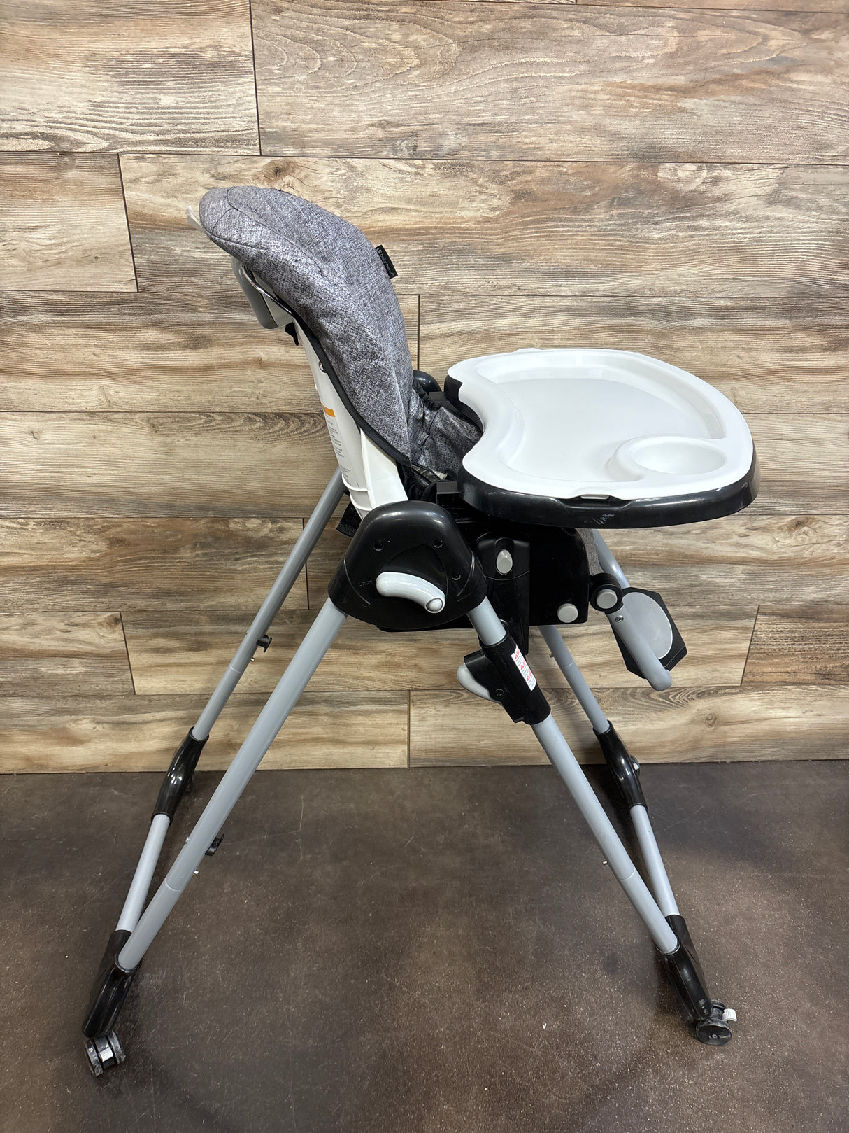 Baby Trend A La Mode Snap Gear 5-in-1 Convertible High Chair, Java Grey*
