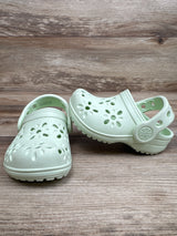 Crocs Classic Floral Cut-Out Clog in Jade Tint sz 5c