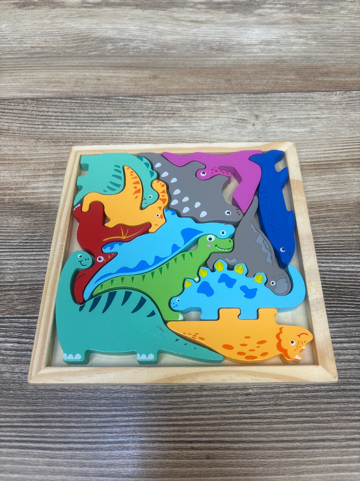 LUXEN Wooden Dinosaur Puzzle Board 12pc