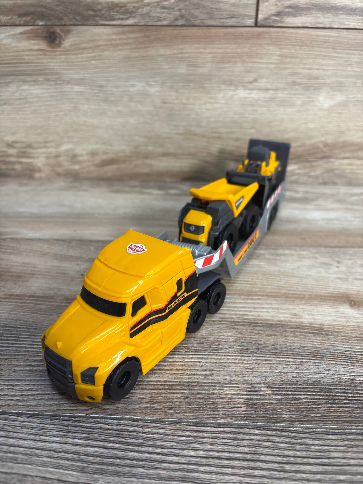 Dickie Toys Mack/Volvo Micro Builder Truck