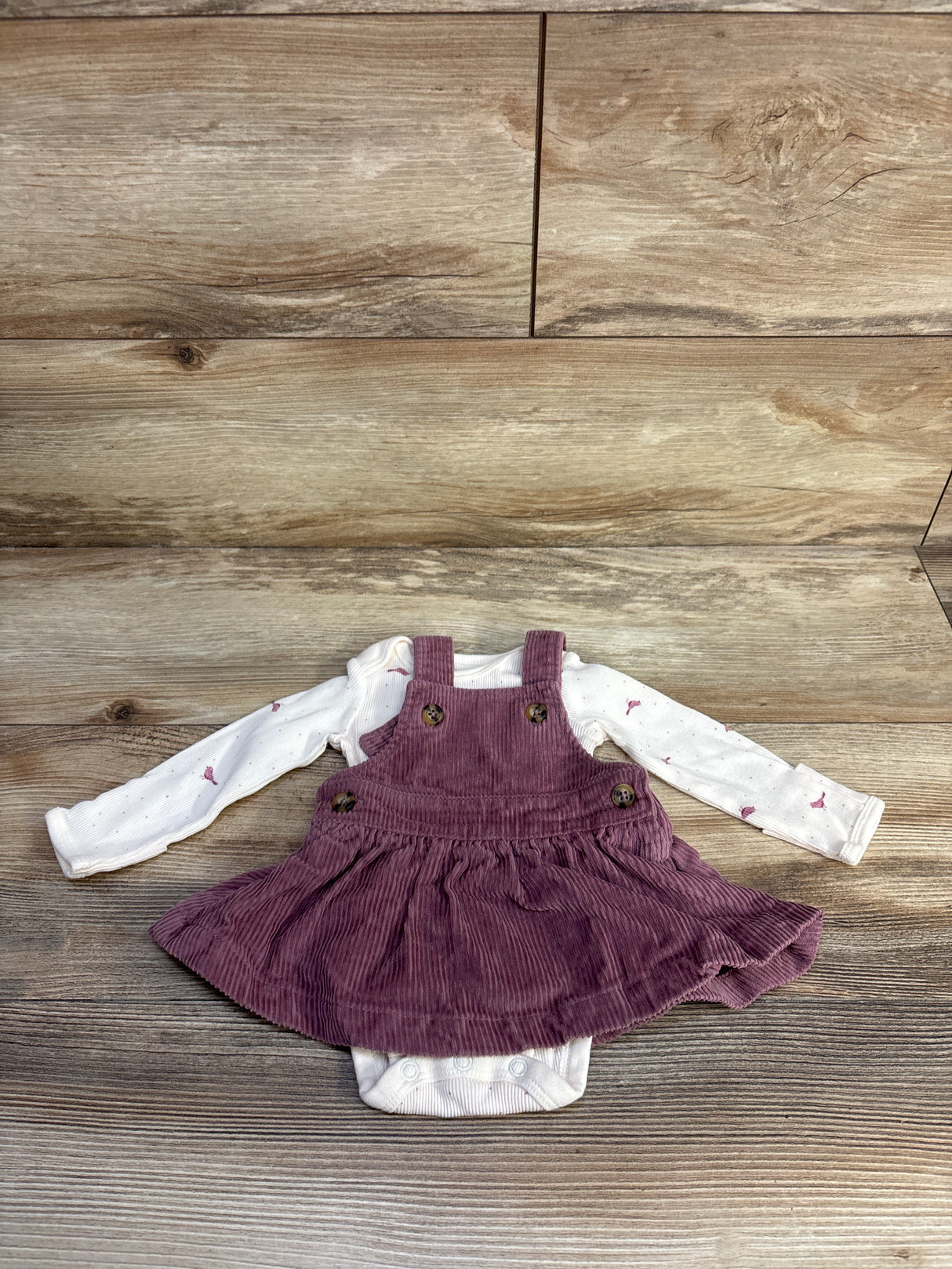 Just One You 2pc Ribbed Bodysuit & Cord. Skirtall White sz Newborn