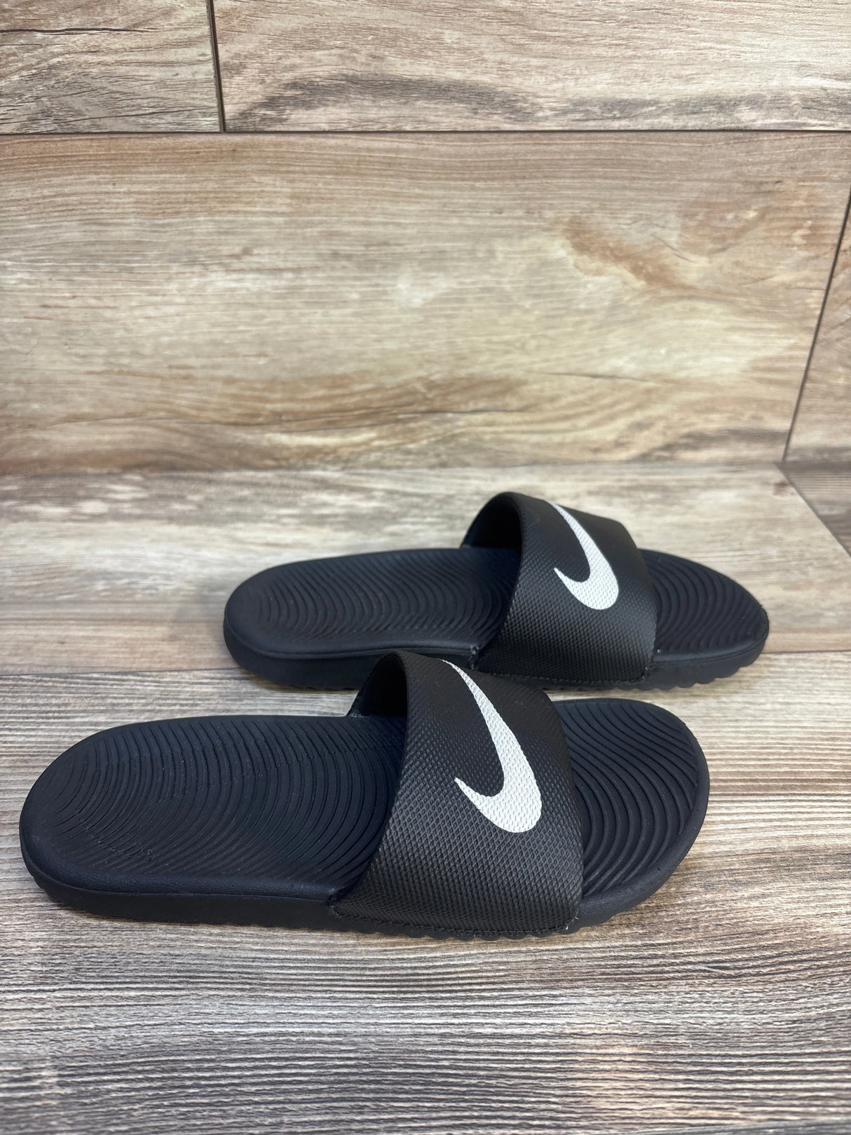 Nike Slides Black sz 2Y