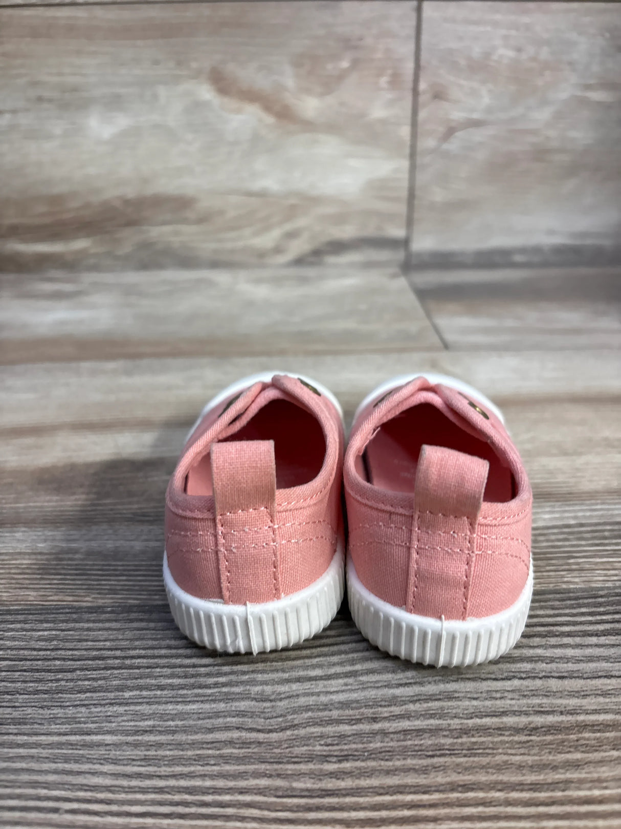 H&M Bump Toe Canvas Sneakers, Coral sz 4/5c