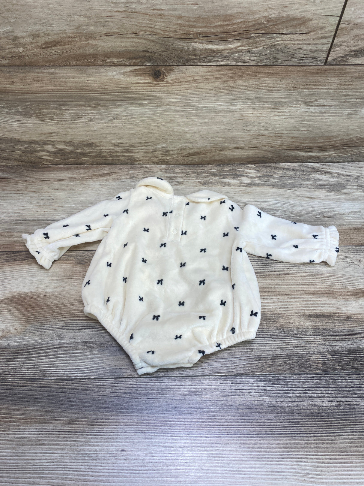 Cat & Jack Bow Print Romper Cream sz Newborn