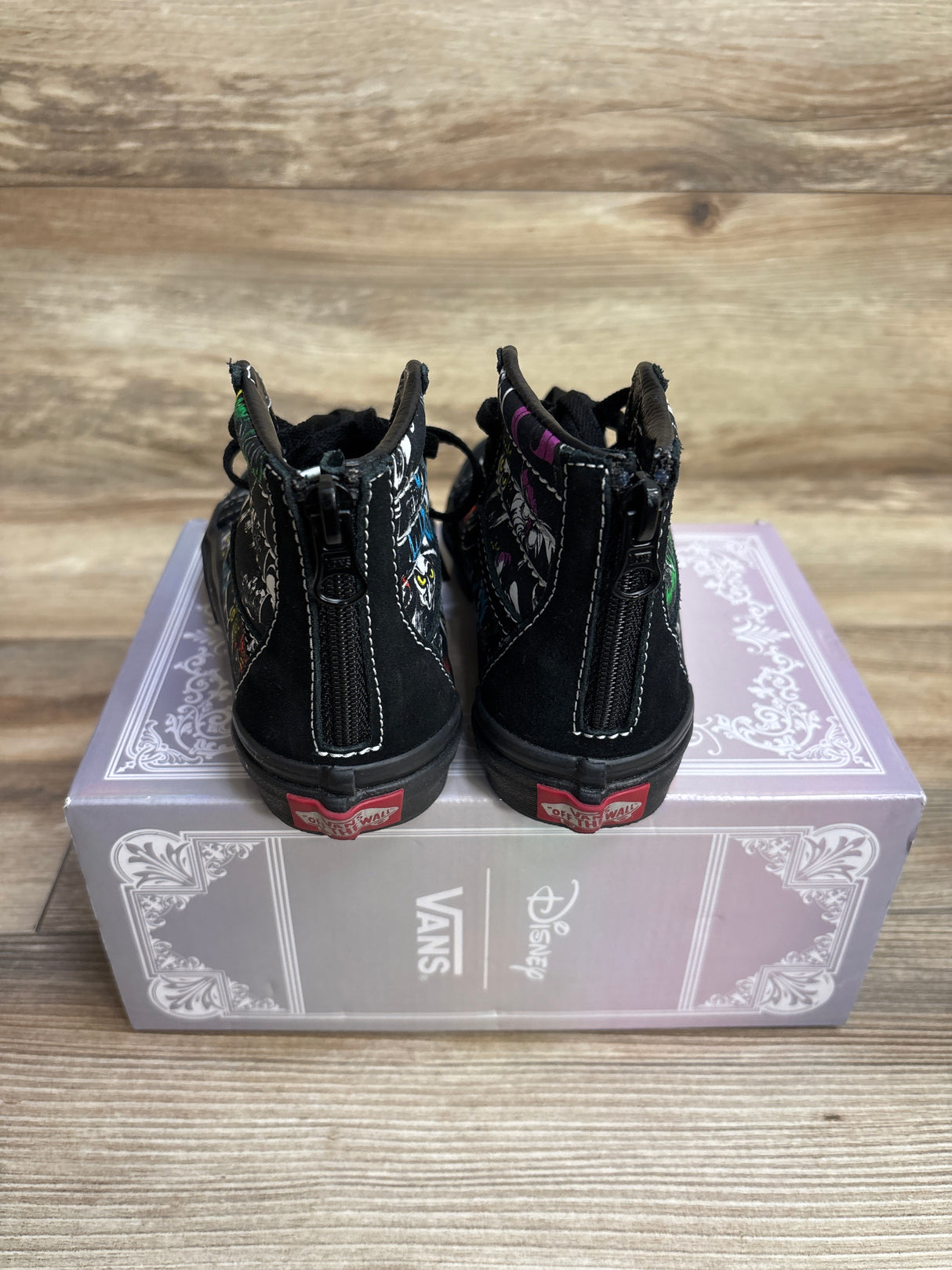 Disney x Vans Sk8-Hi 'Villains' Sneakers Black sz 11c
