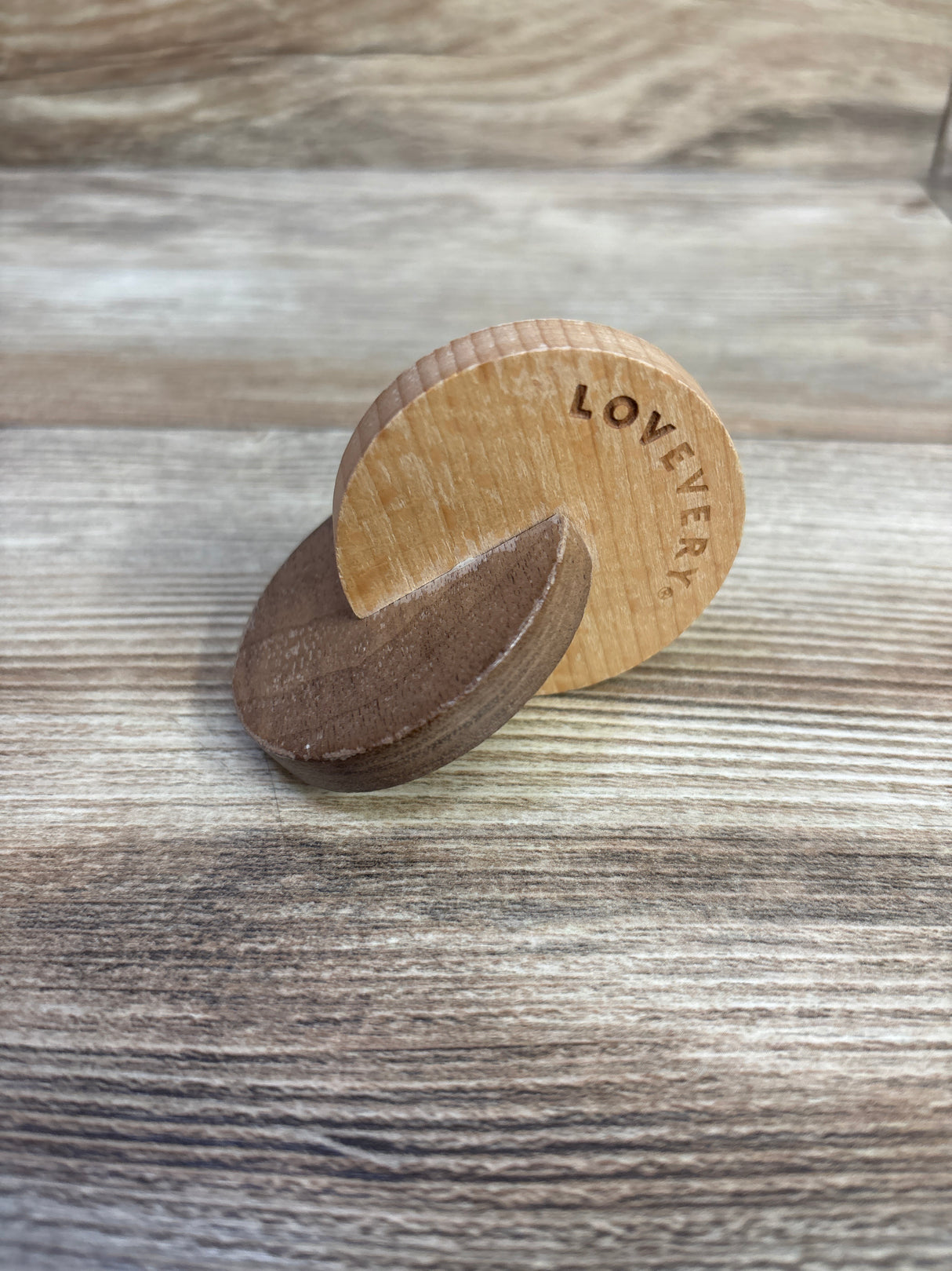 Lovevery Hand-to-Hand Discs