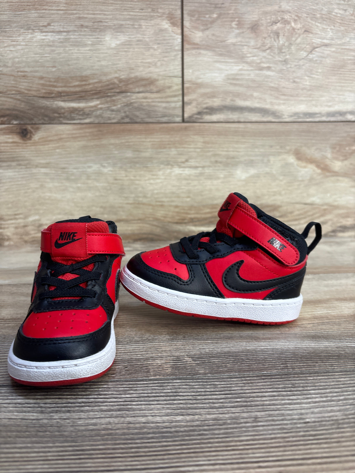 Nike Court Borough Mid 2 TD 'Black University Red' sz 6c