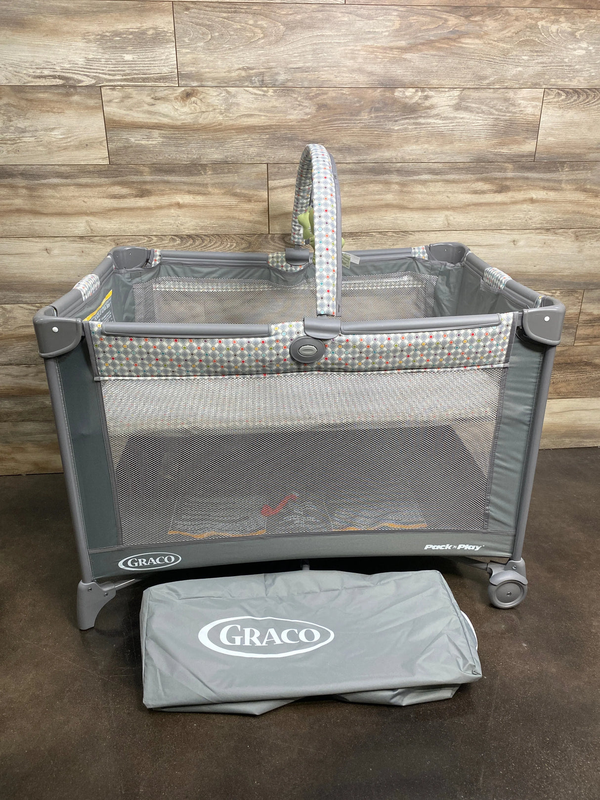 Graco Pack 'n Play On the Go Playard in Pasadena