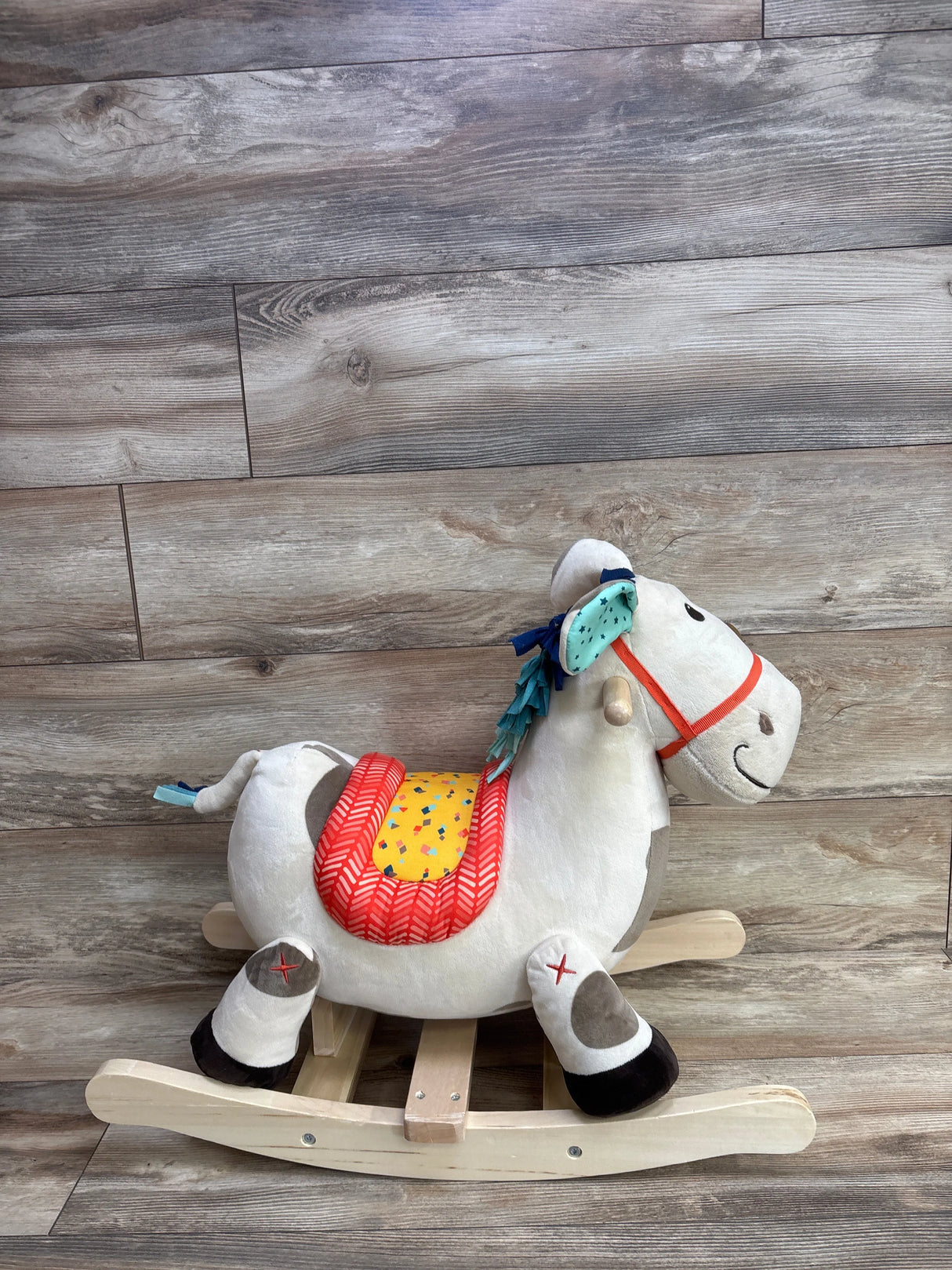 B. toys Rocking Horse Rodeo Rocker - Spotty