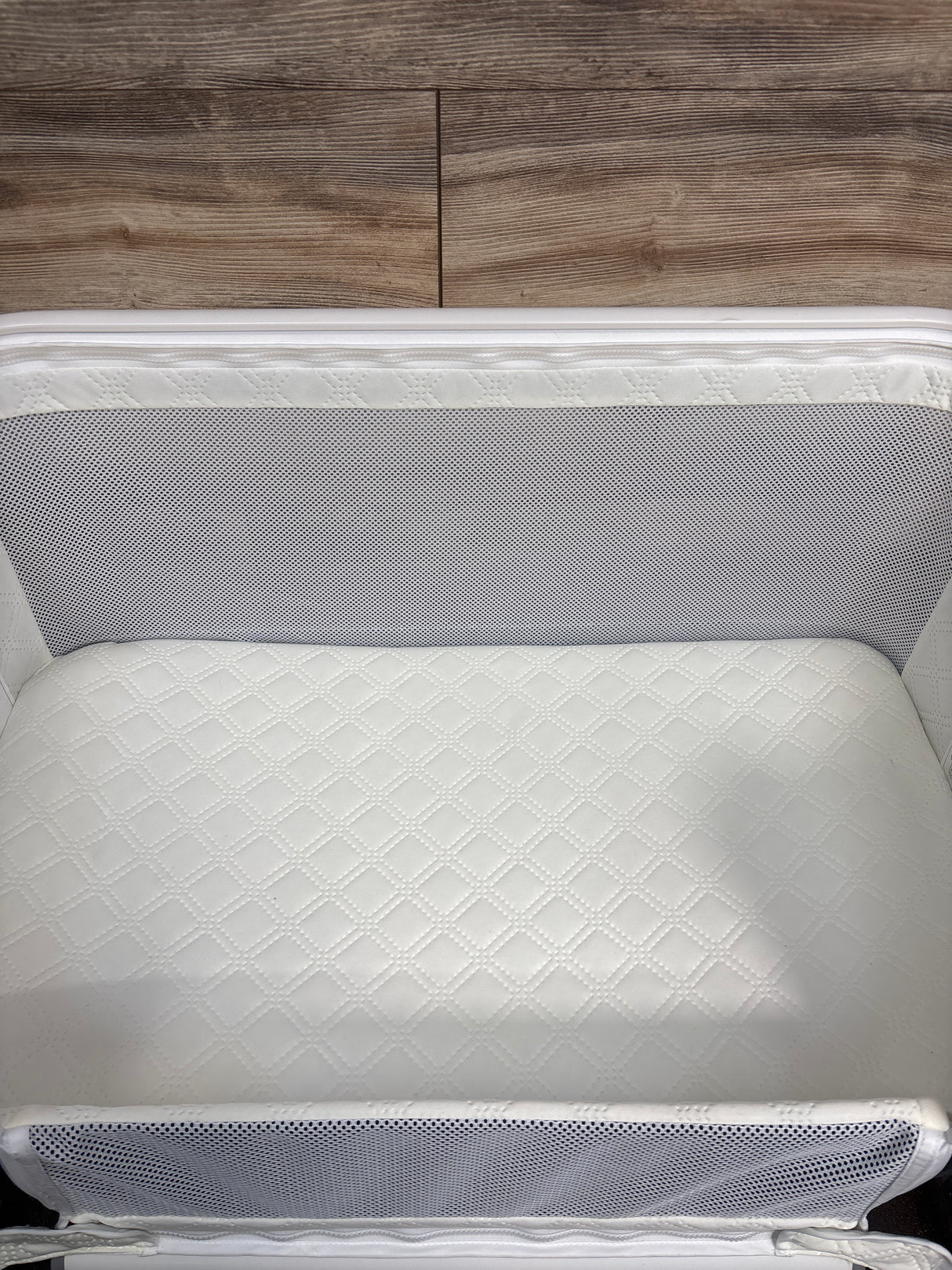 Electronic Rocking Bassinet Bedside Sleeper - Black