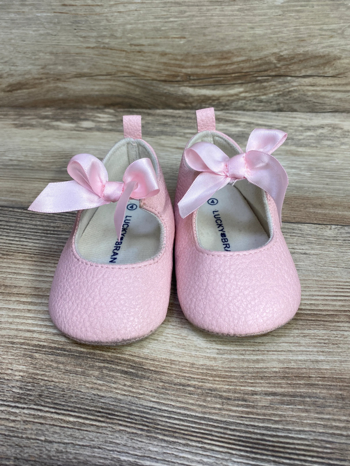 Lucky Brand Bow Mary Jane Crib Shoes Pink sz 4c