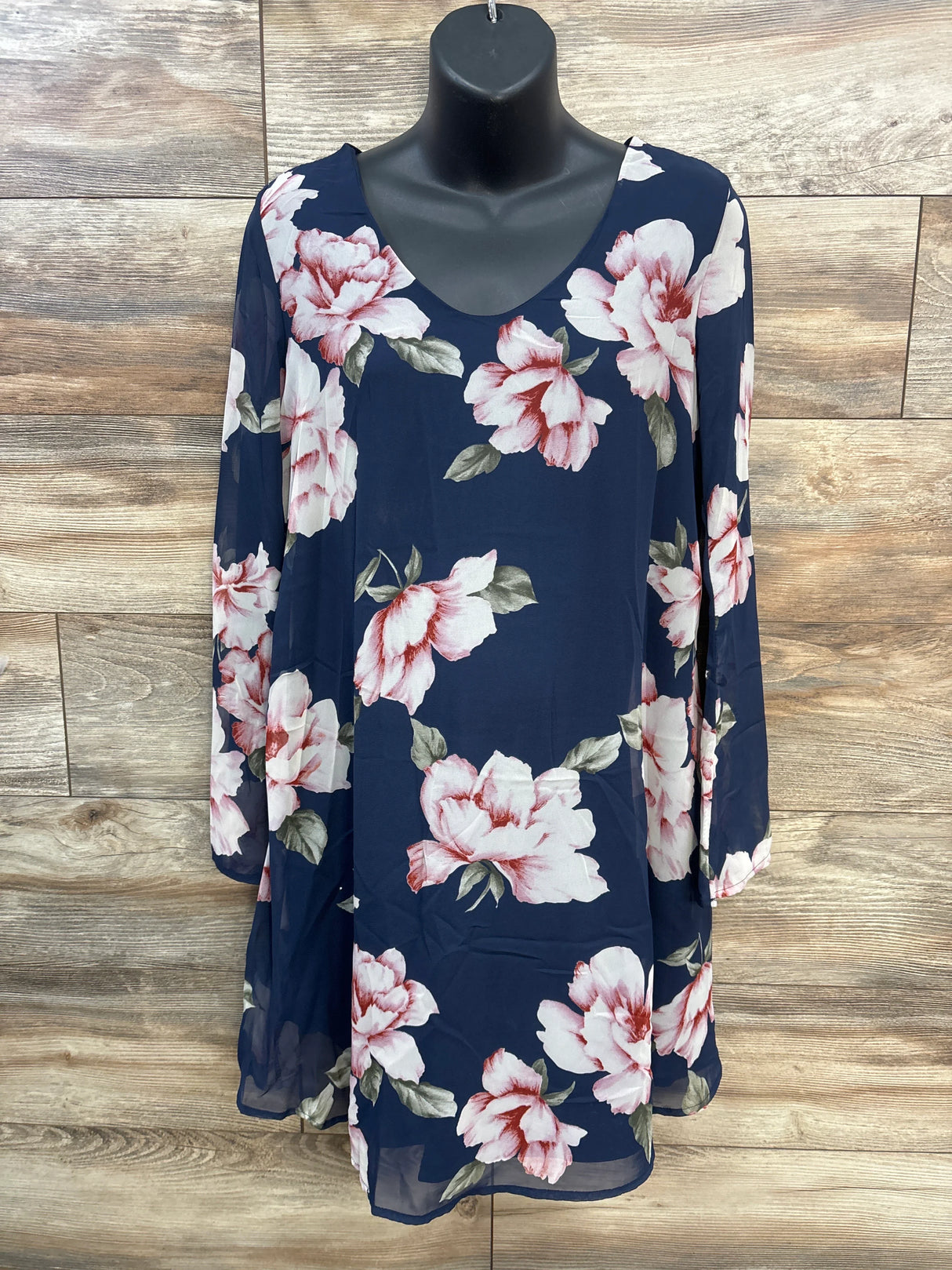 Hello Miz Floral V-Neck Dress Navy sz Small - Me n Mommy To Be