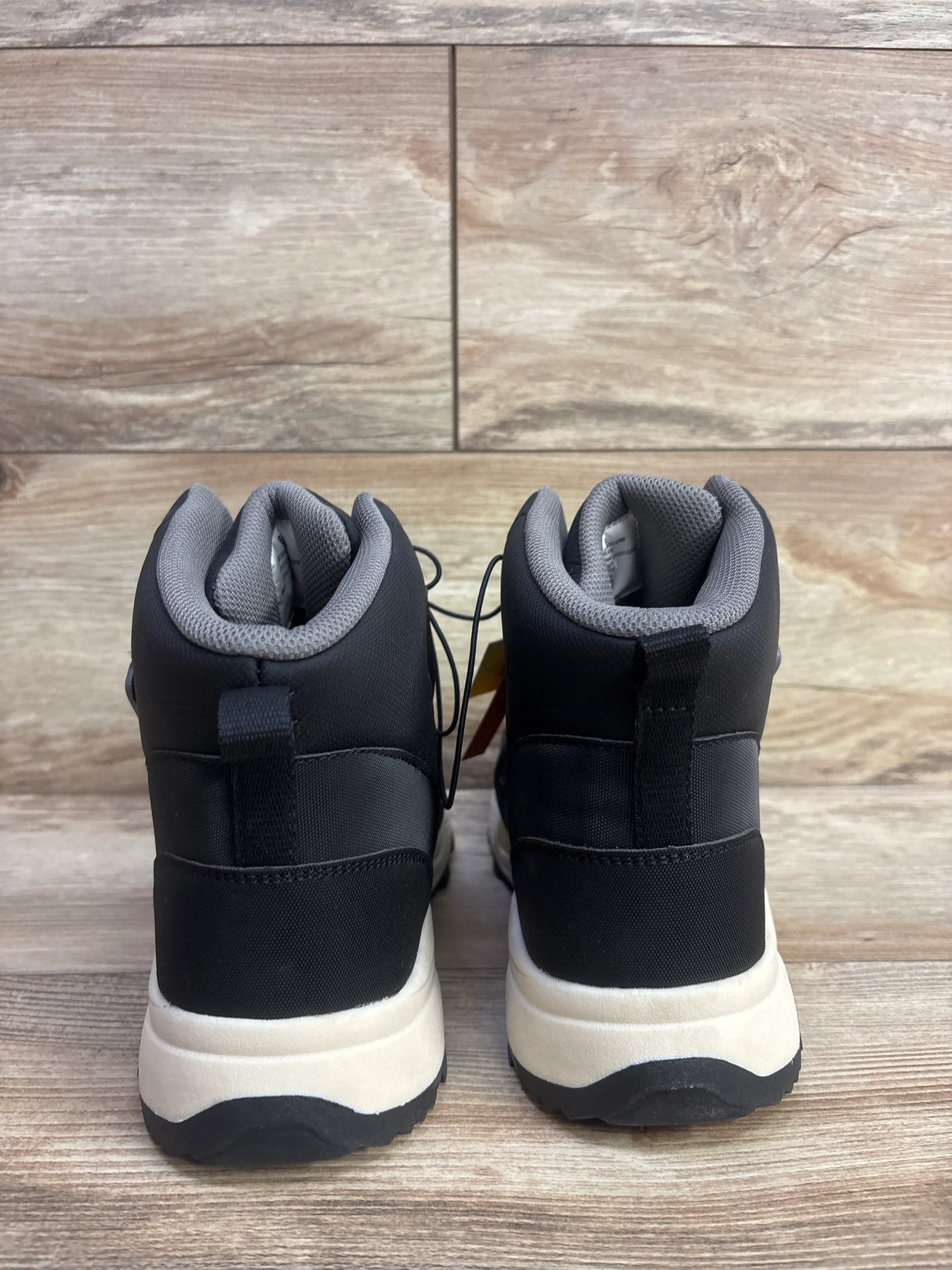 NEW All In Motion Waterproof Arrow Snow Boot Jet Black sz 6Y