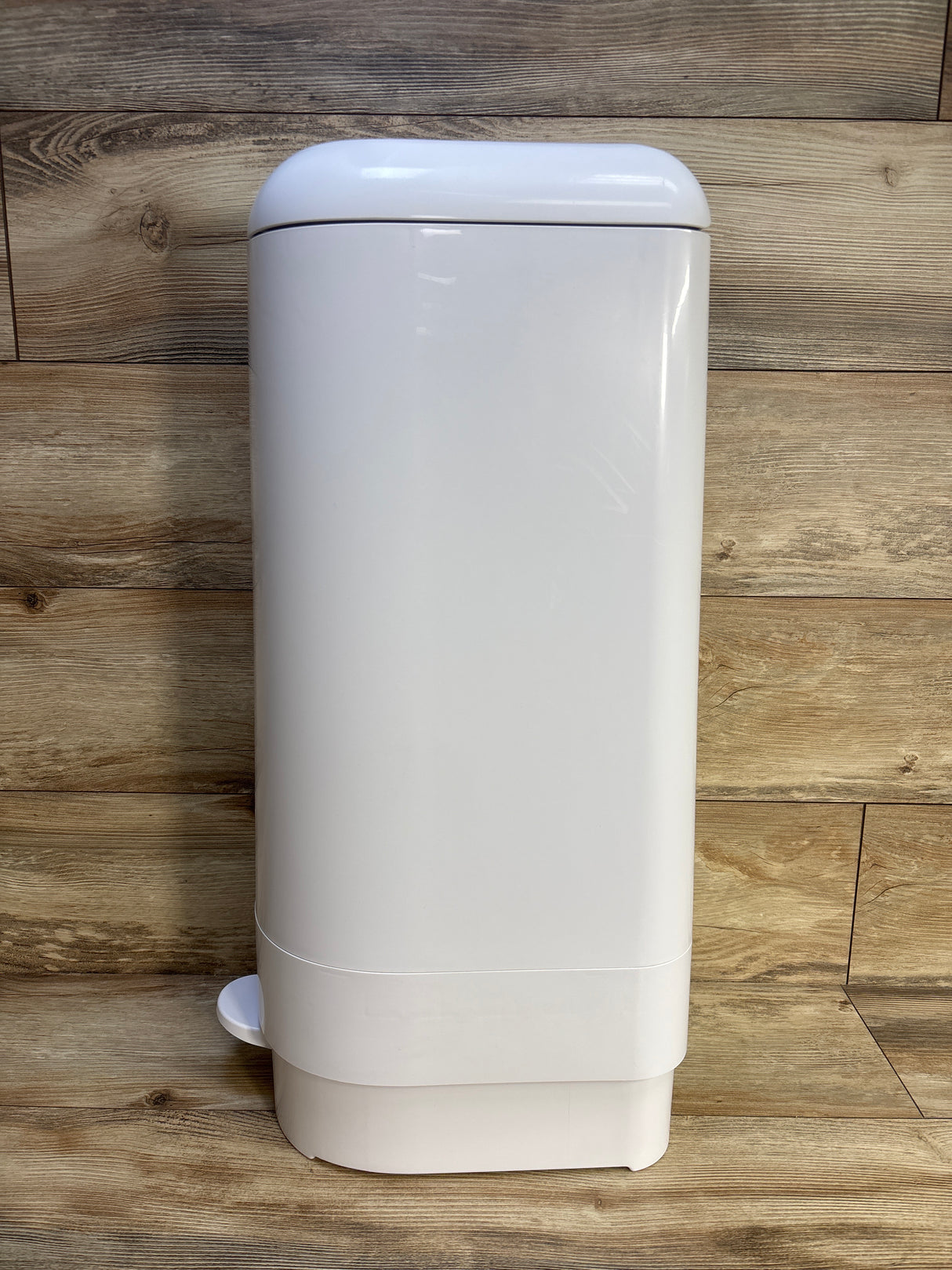 Diaper Genie Signature Pail, White
