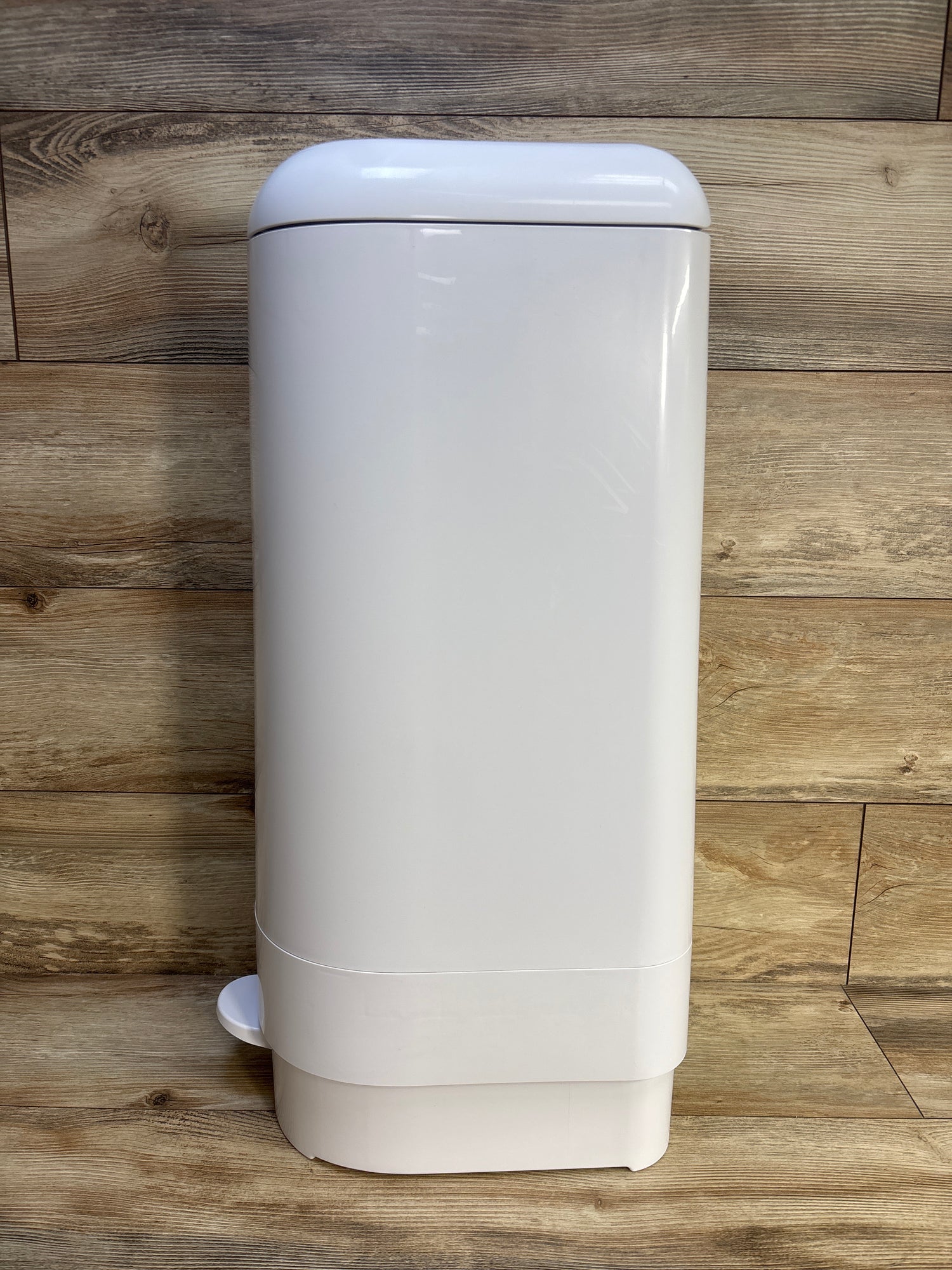 Diaper Genie Signature Pail, White