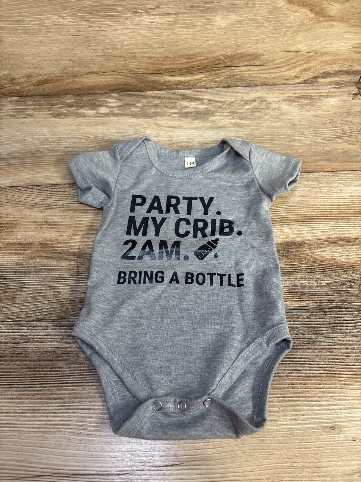 BFUStyle 'Party, My Crib. 2AM. Bring a Bottle.' Bodysuit Grey sz 0-3m