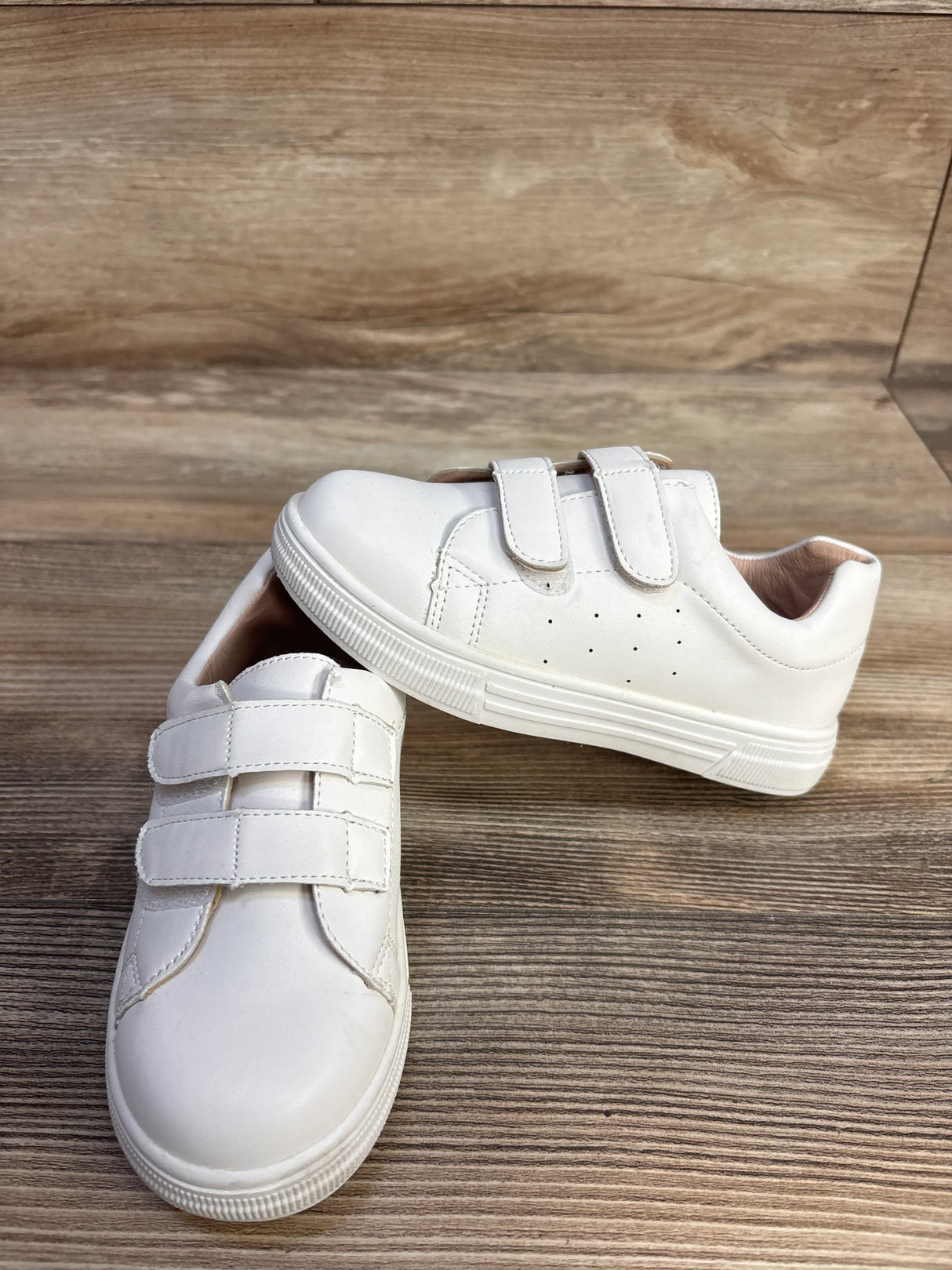 Double-Strap Casual Sneakers, White sz 10c