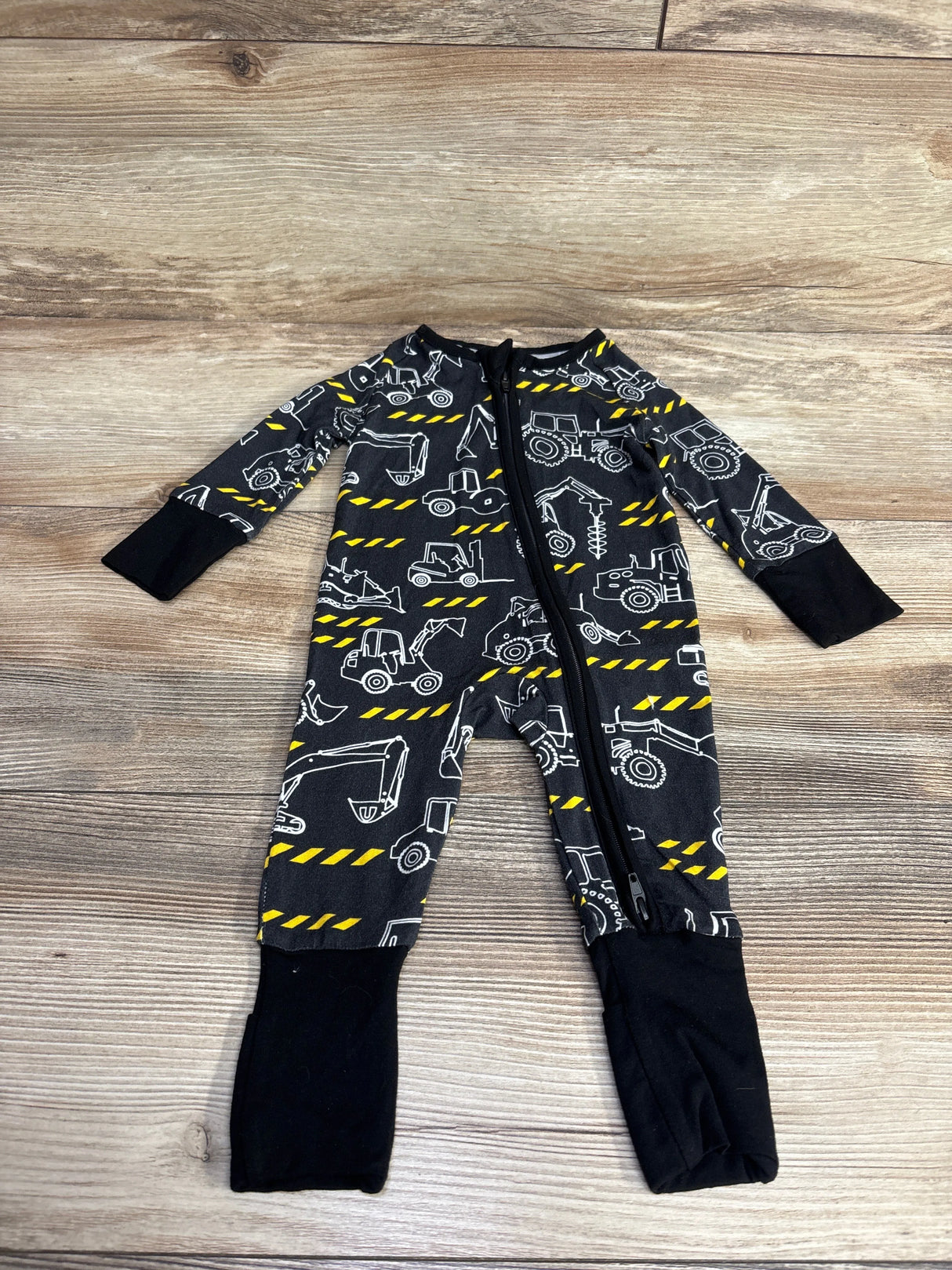 Bamboo Construction Print Sleeper Black sz 0-3m